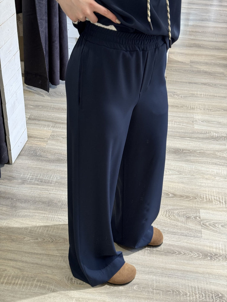 Completo blusa con cappuccio e pantalone fluido Susy Mix - GiuGiò | Shop online