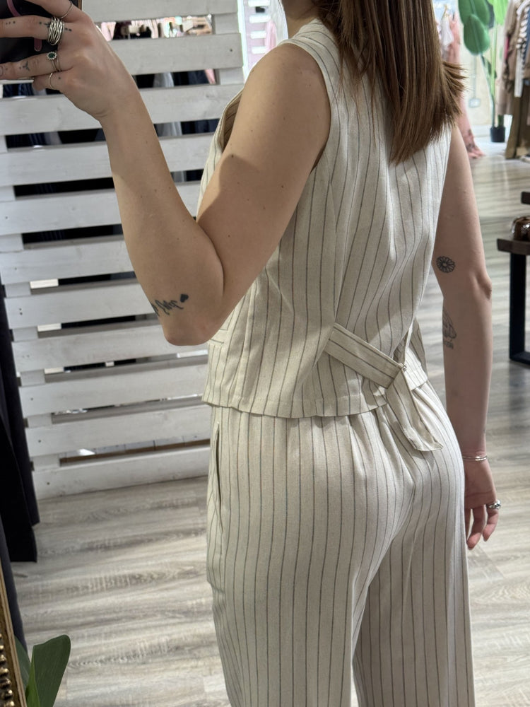 Completo gessato gilet+pantalone con spilla Susy Mix - GiuGiò | Shop online
