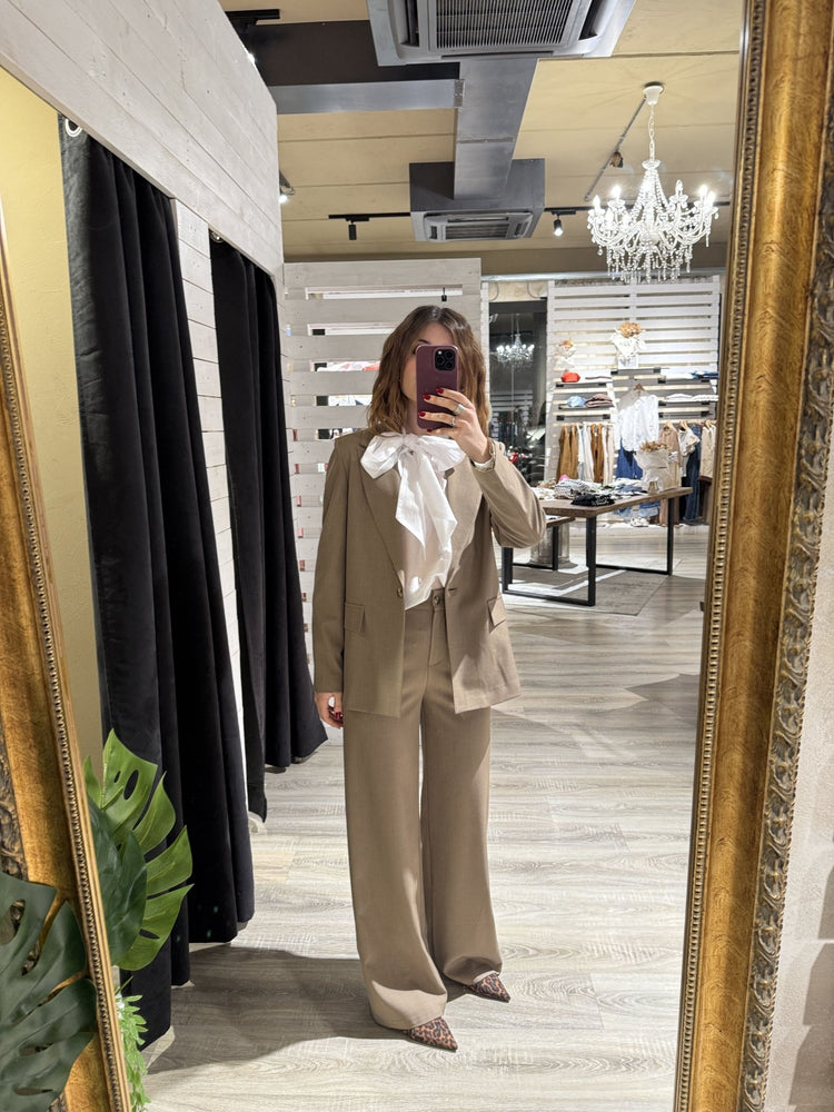 Completo giacca monopetto e pantalone gamba dritta Dixie - GiuGiò | Shop online
