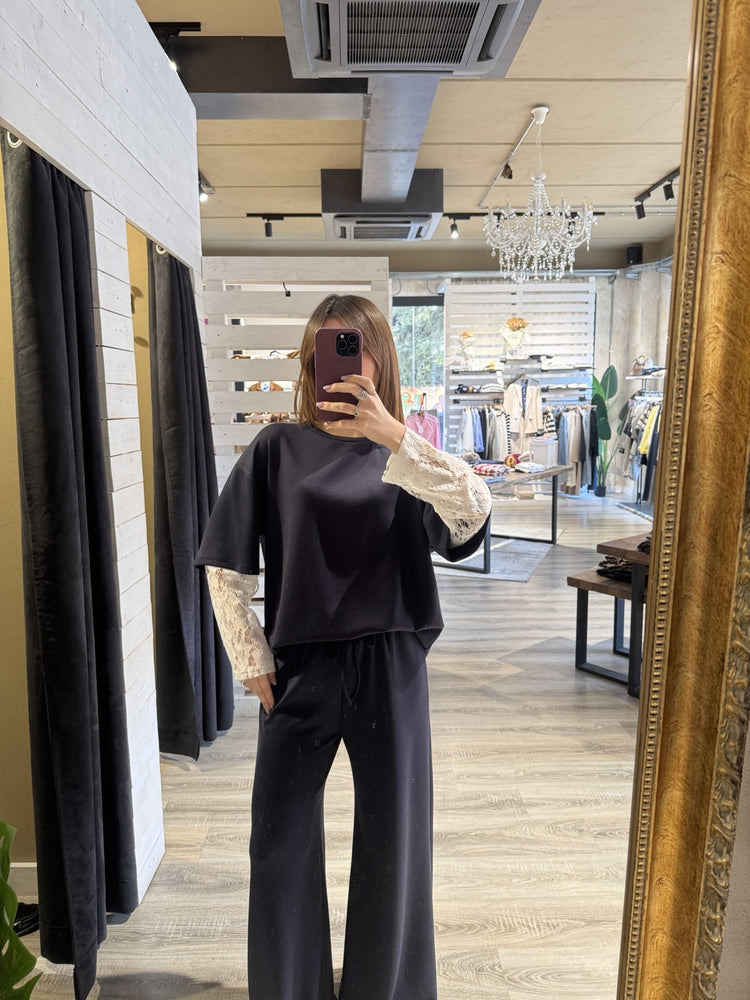 Completo maglia over manica in pizzo e pantalaccio gamba ampia Zahjr - GiuGiò | Shop online