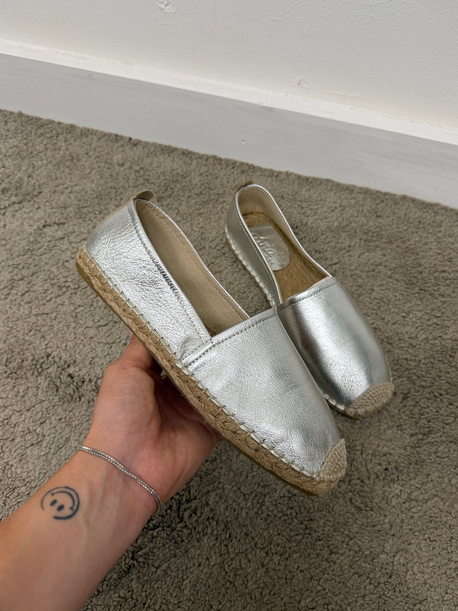 Espadrillas in pelle laminata Aria - GiuGiò | Shop online