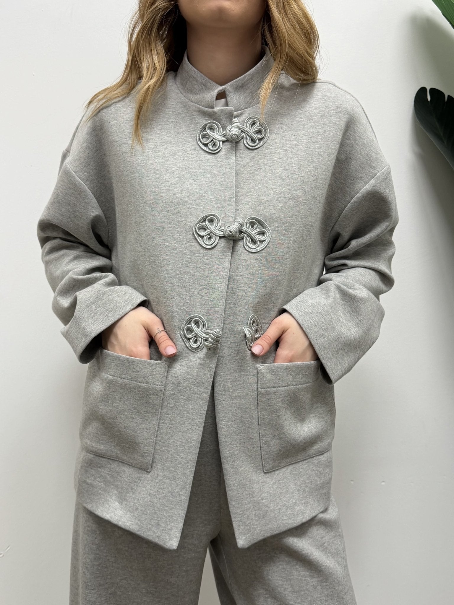 Giacca in felpa garzata con alamari Tensione In - GiuGiò | Shop online