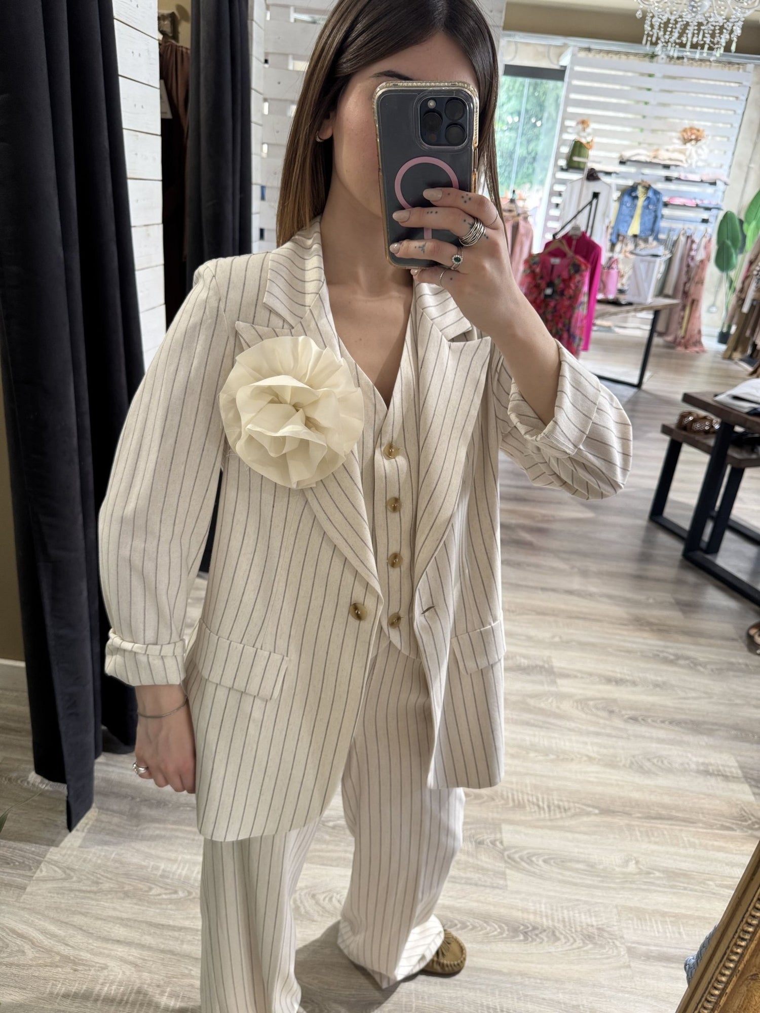 Giacca over gessata con spilla Susy Mix - GiuGiò | Shop online