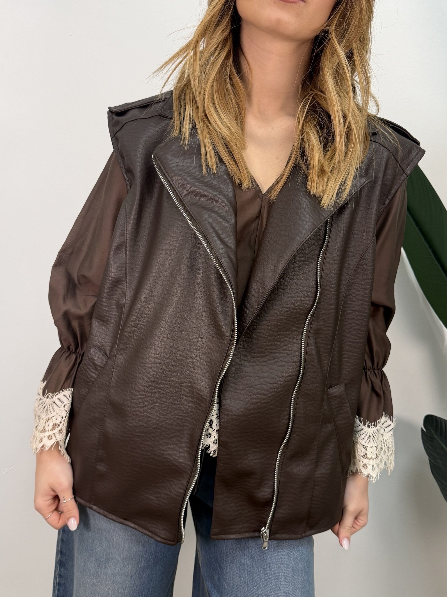 Gilet chiodo ecopelle martellata Susy Mix - GiuGiò | Shop online