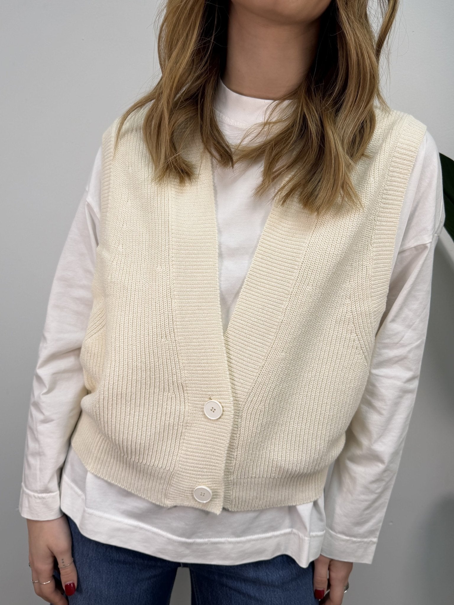 Gilet in filo scollo V due bottoni VICOLO - GiuGiò | Shop online