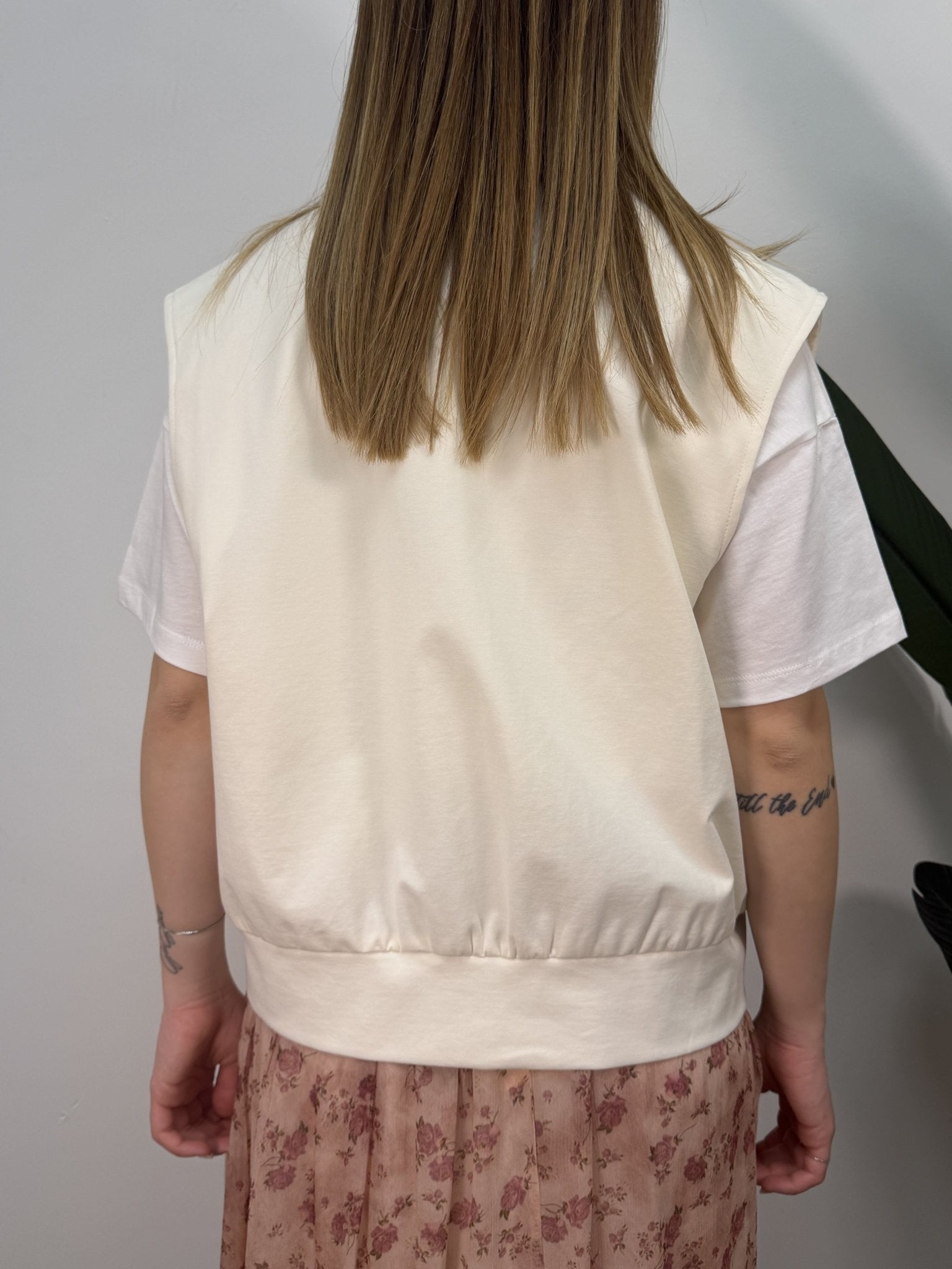 Gilet punto Milano con tasche e bottoni gioiello Tensione In - GiuGiò | Shop online