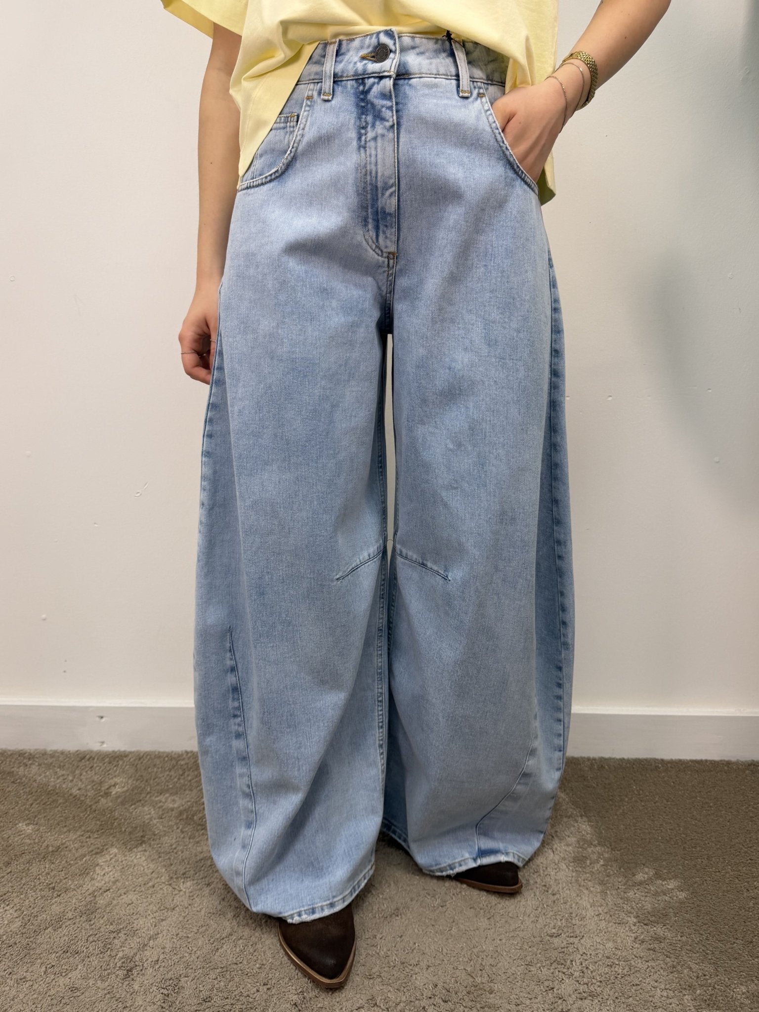 Jeans chiaro mod. Louvre Tensione In - GiuGiò | Shop online