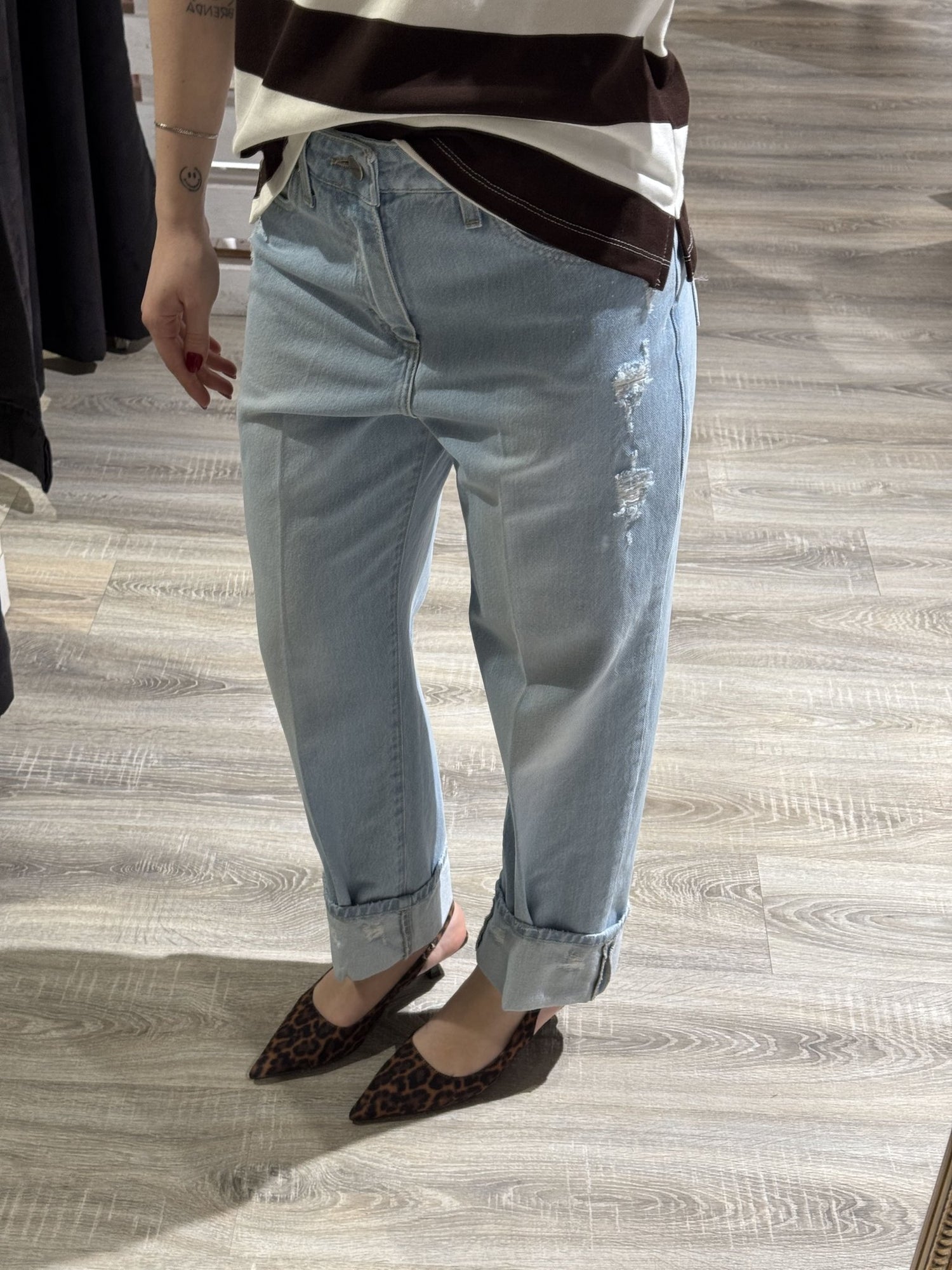 Jeans con risvolto e rotture Susy Mix - GiuGiò | Shop online