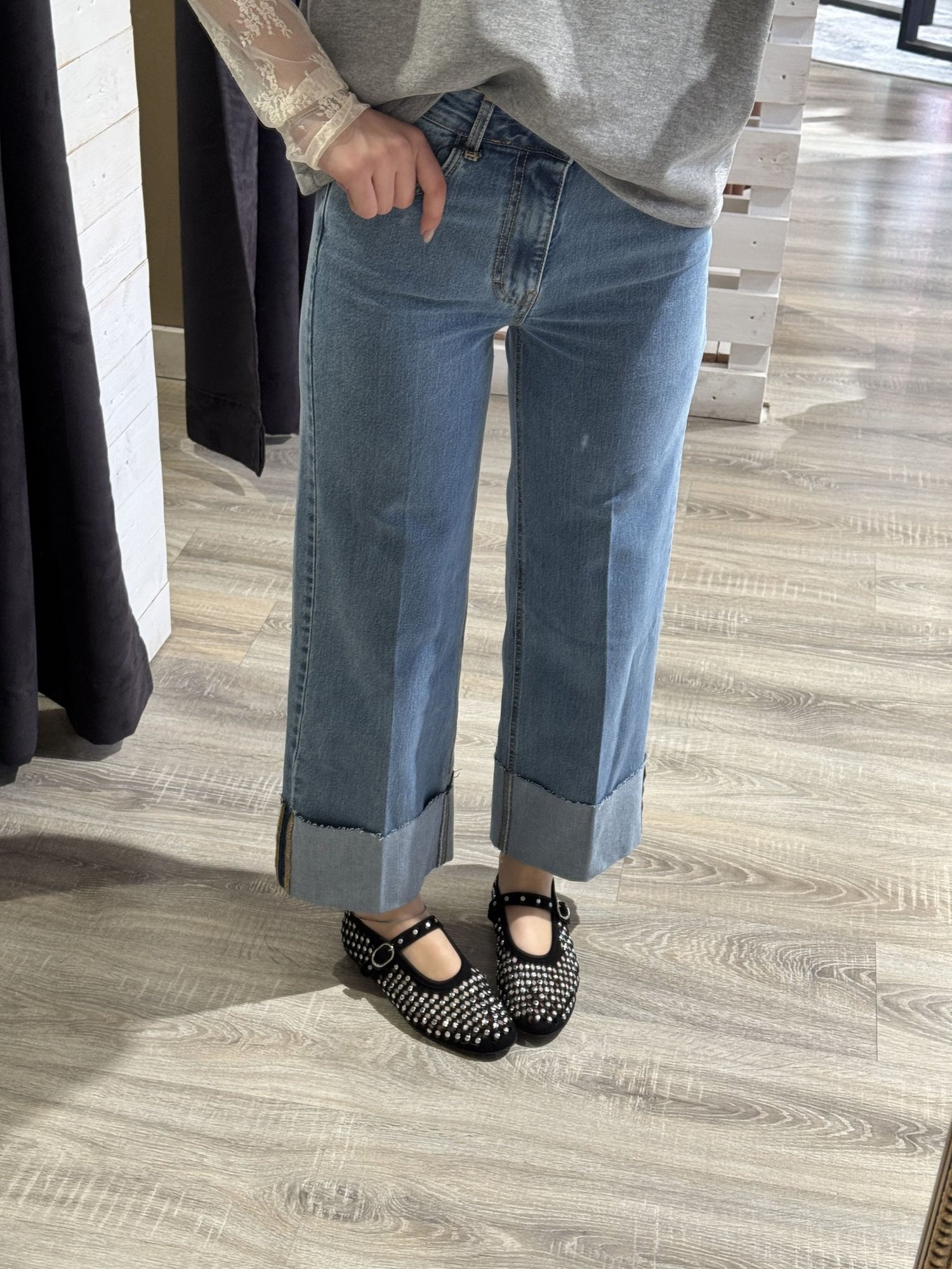Jeans gamba dritta con risvolto Tensione IN - GiuGiò | Shop online