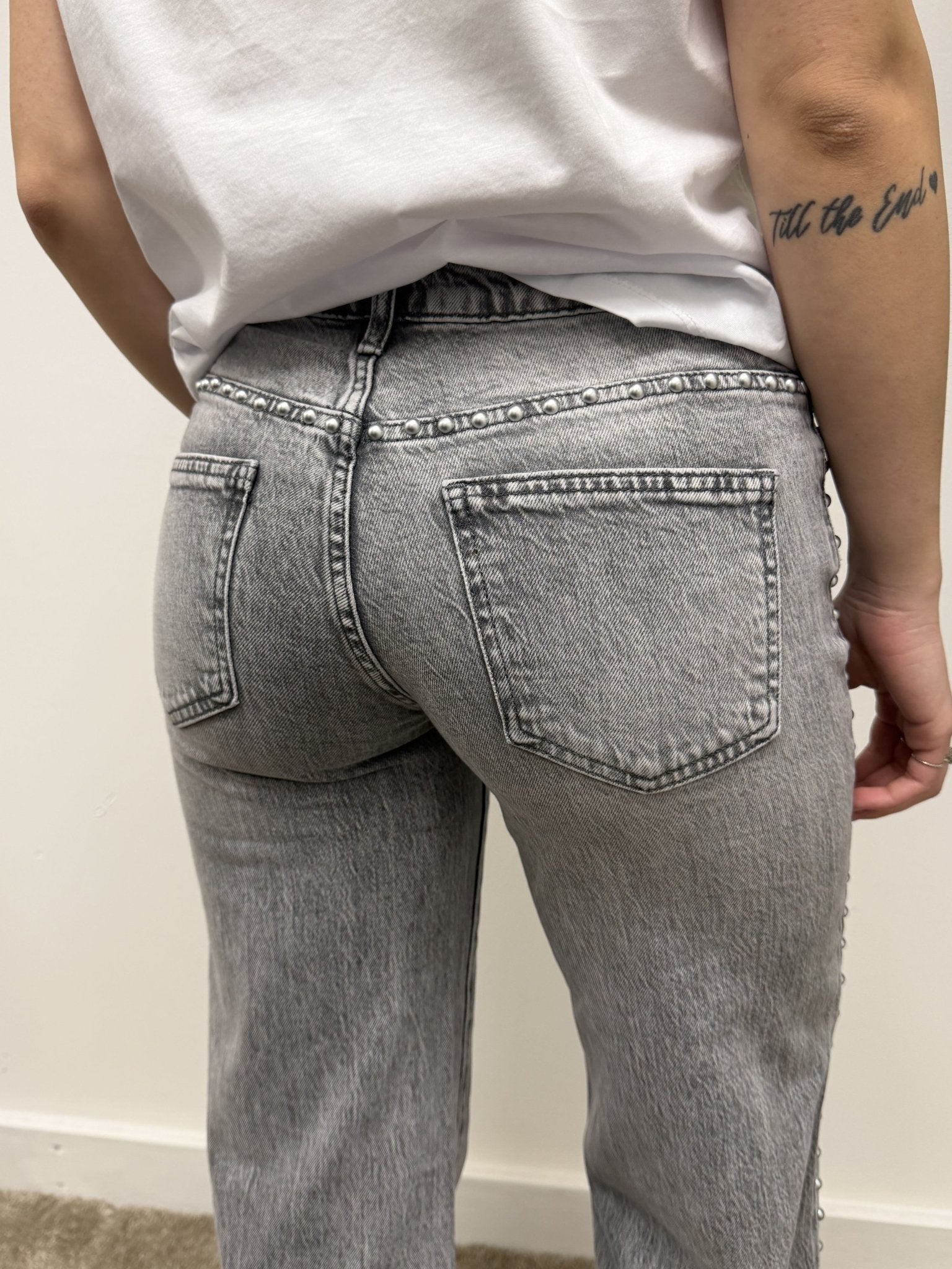 Jeans grigio gamba dritta con rivetti MyD - GiuGiò | Shop online