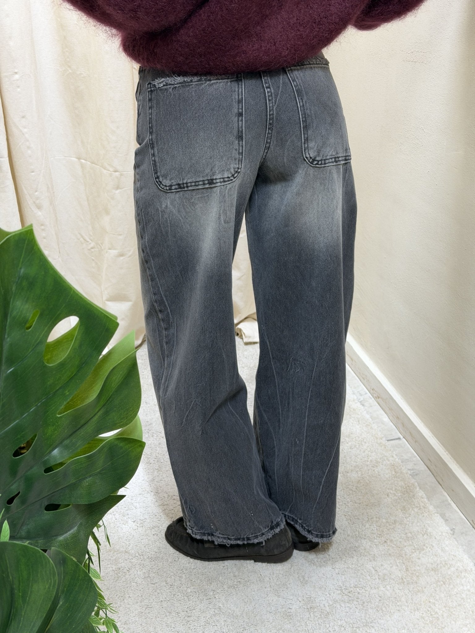 Jeans grigio gamba dritta Susy Mix - GiuGiò | Shop online