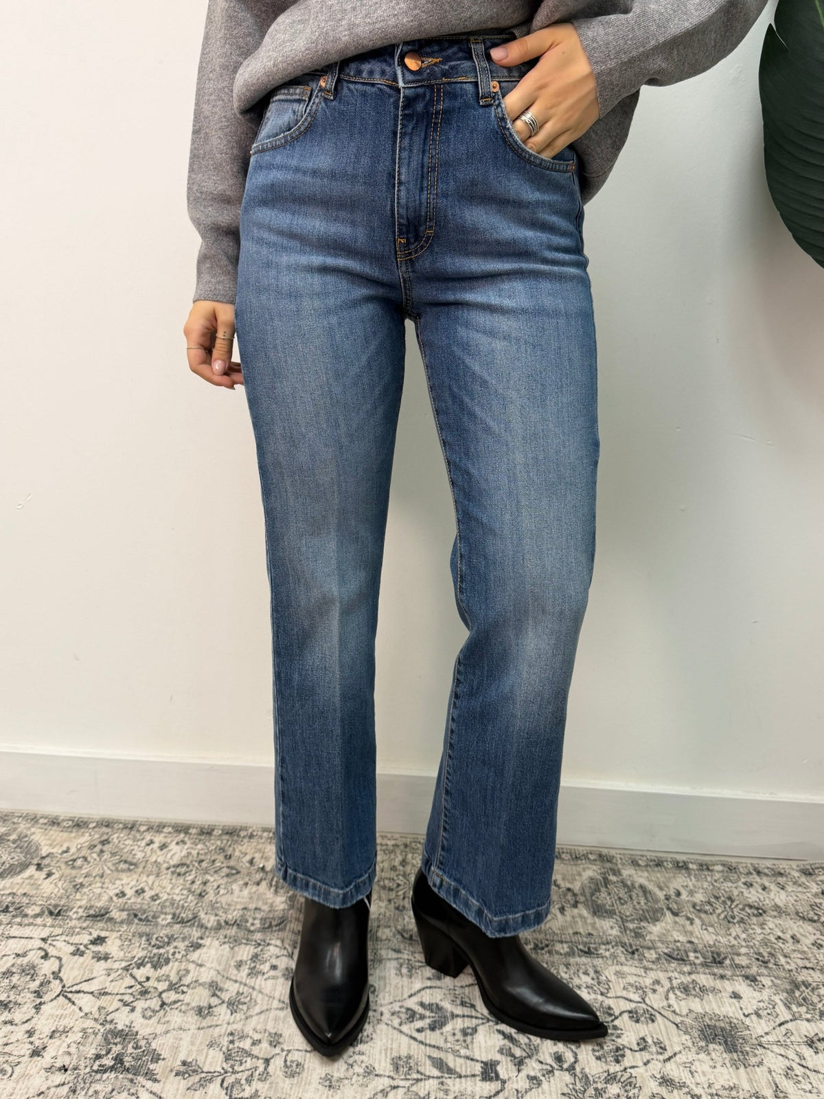 Jeans mini flare crop denim chiaro Tensione In - GiuGiò | Shop online