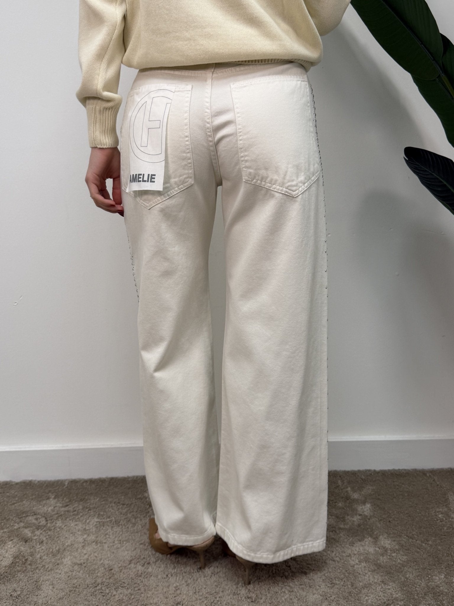 Jeans mod. Amelie borchie laterali HaveOne - GiuGiò | Shop online