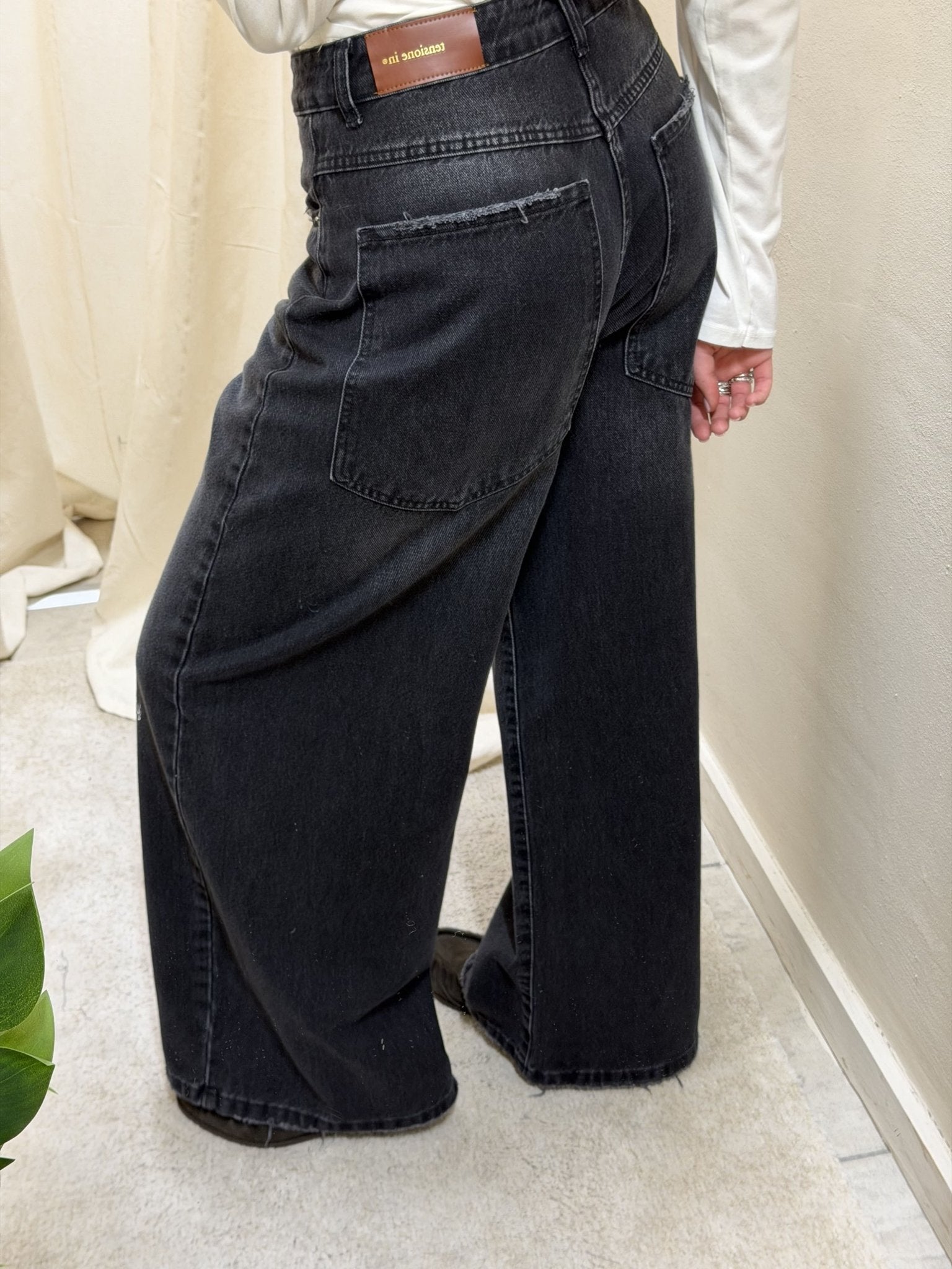 Jeans mod. Giusi nero Tensione In - GiuGiò | Shop online