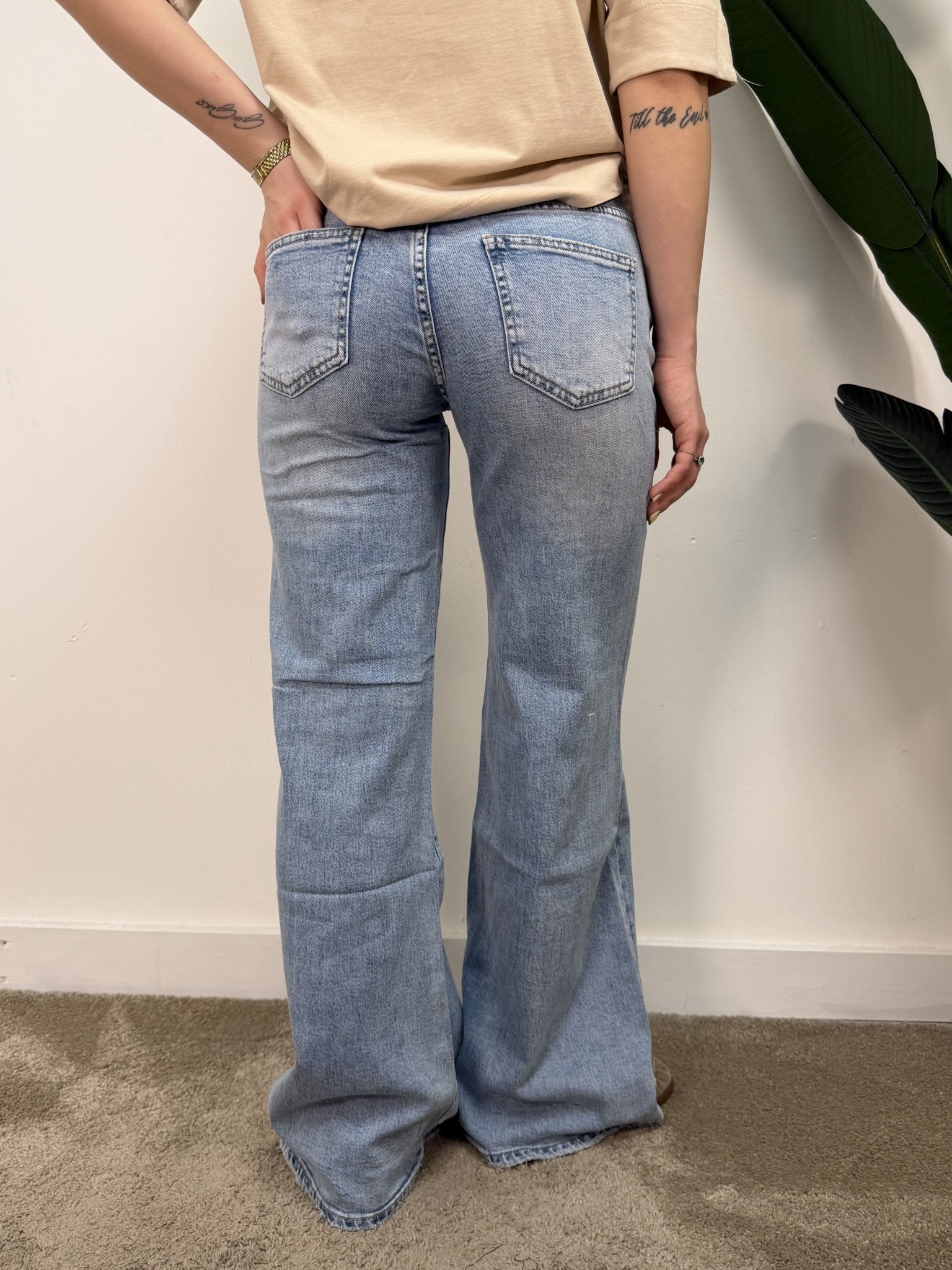 Jeans palazzo Kylie lavaggio chiaro MyD - GiuGiò | Shop online