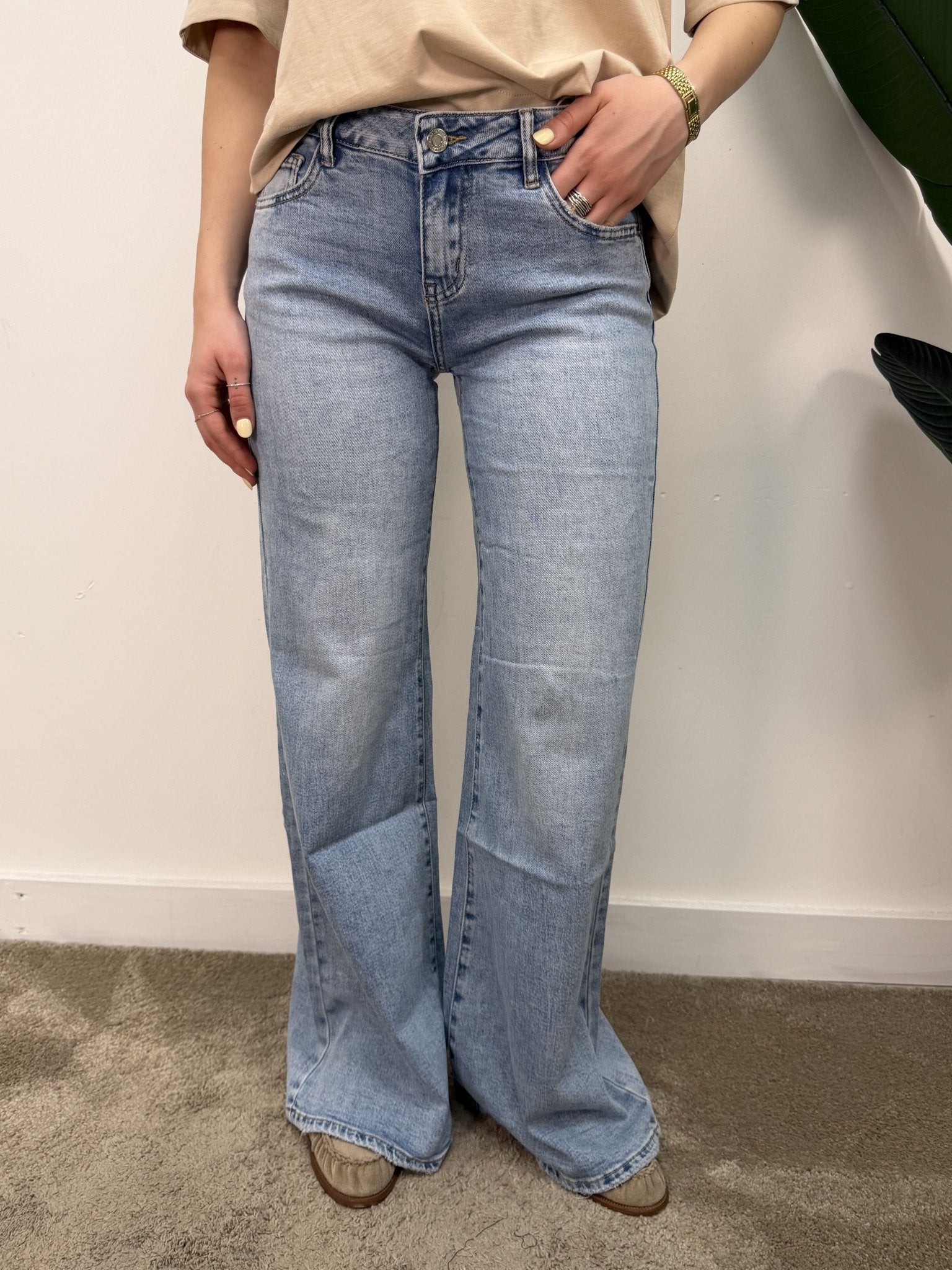 Jeans palazzo Kylie lavaggio chiaro MyD - GiuGiò | Shop online