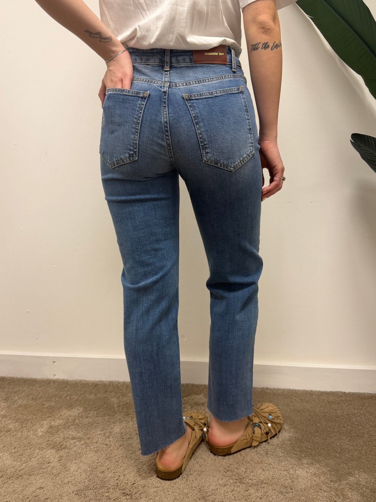 Jeans sigaretta 5 tasche taglio vivo Tensione In - GiuGiò | Shop online