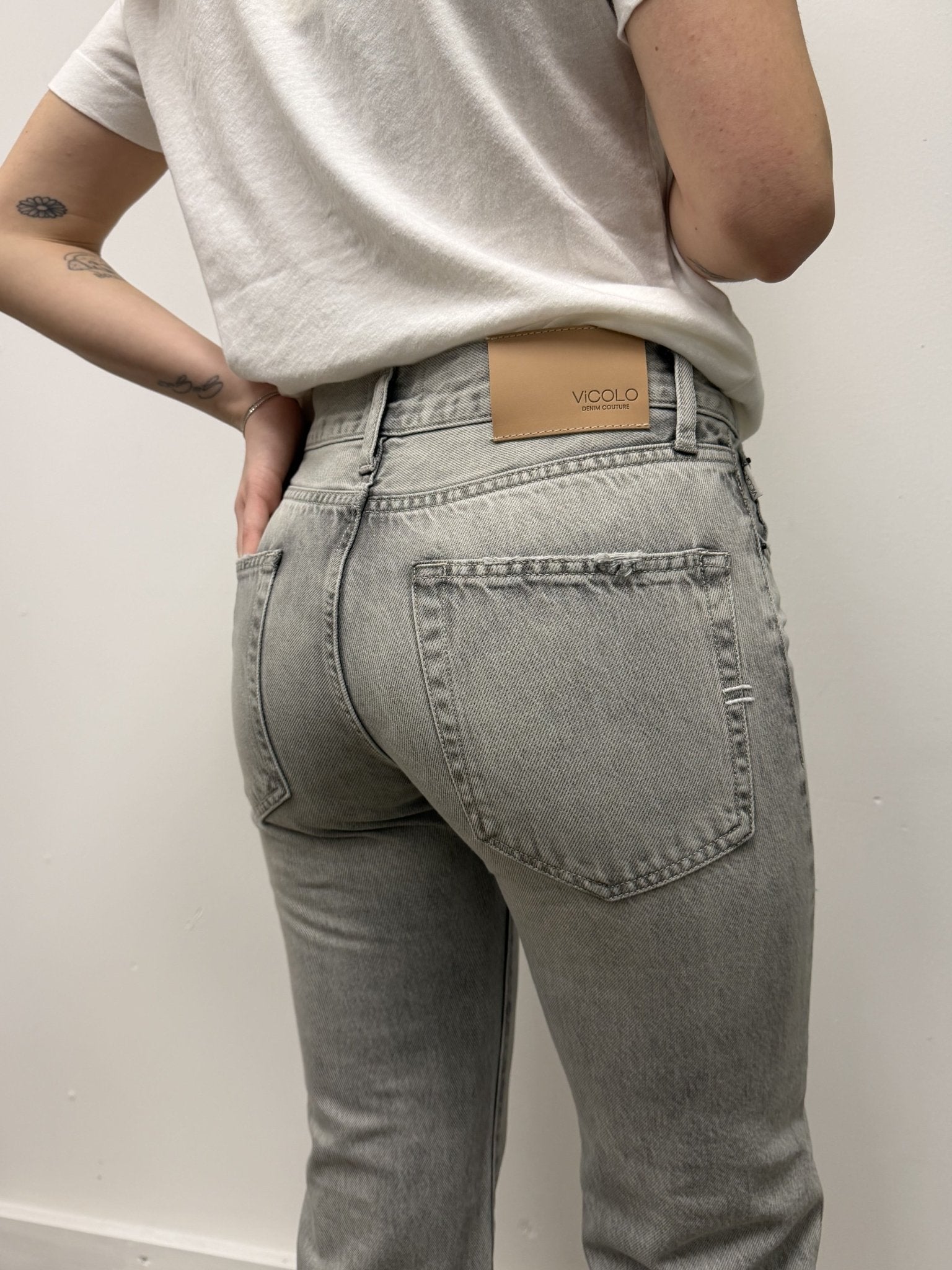 Jeans sigaretta slim Zeke VICOLO - GiuGiò | Shop online