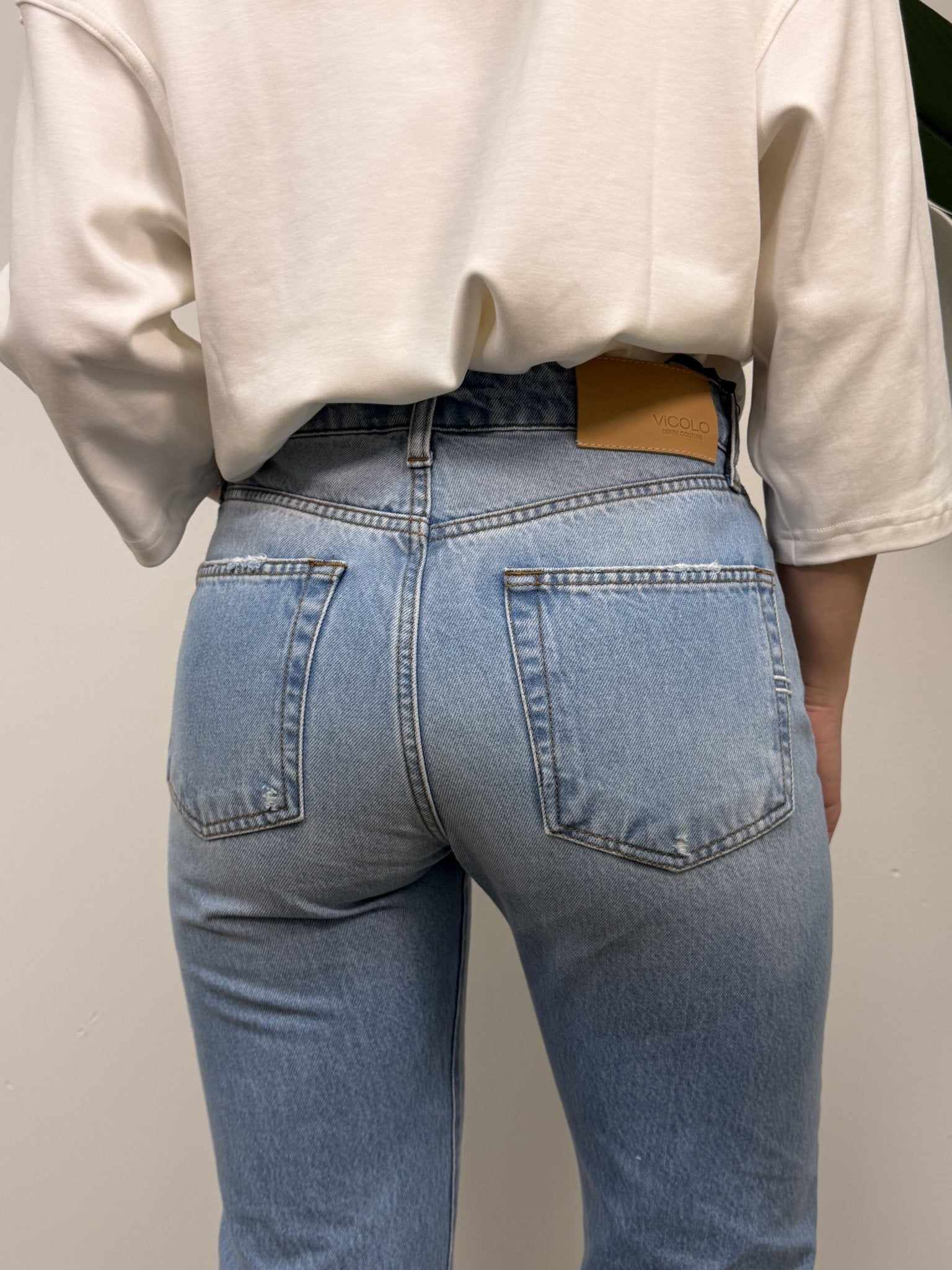 Jeans Zoe sigaretta bottone gioiello VICOLO - GiuGiò | Shop online