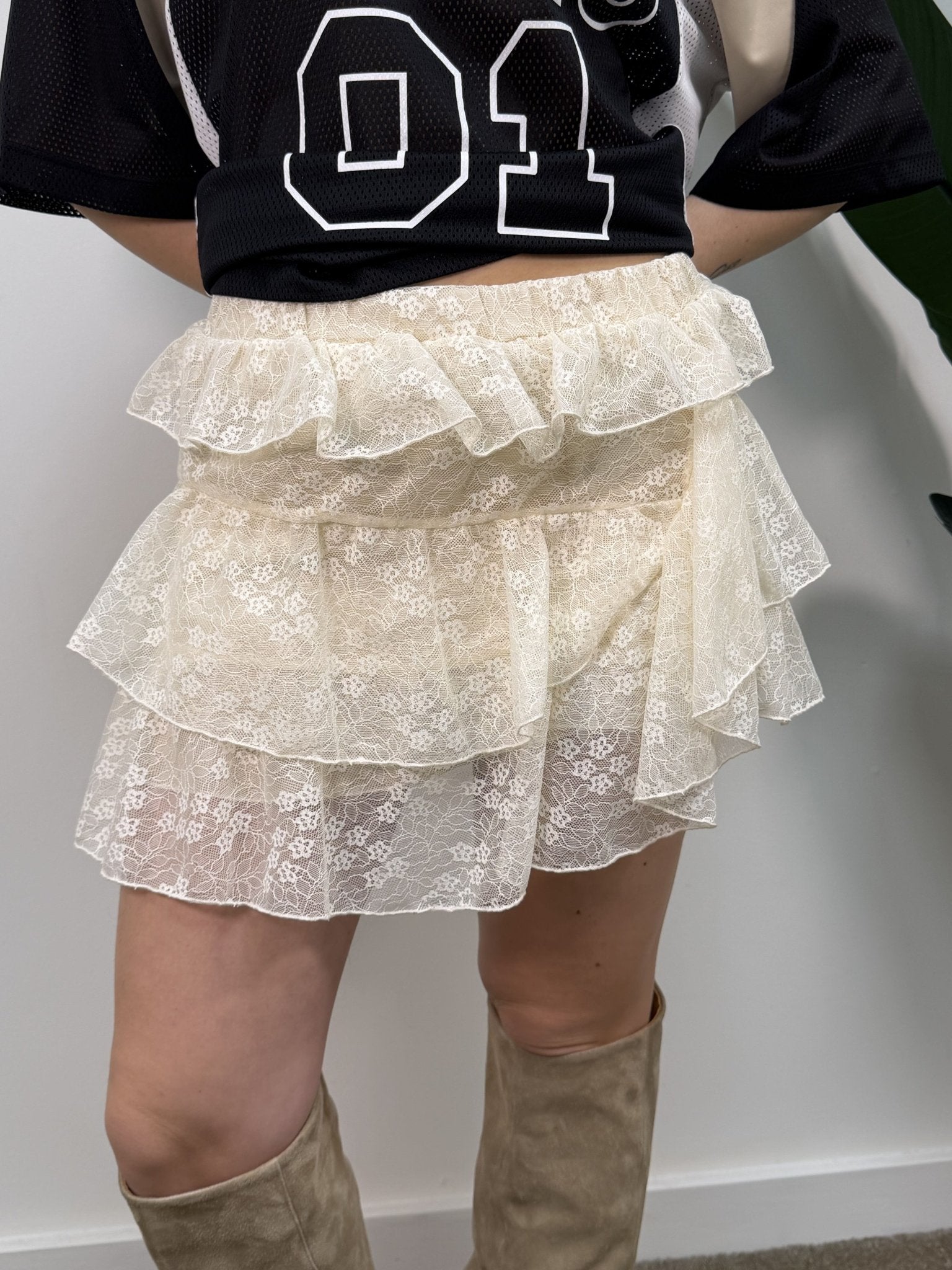 Minigonna balze trasversale VICOLO - GiuGiò | Shop online