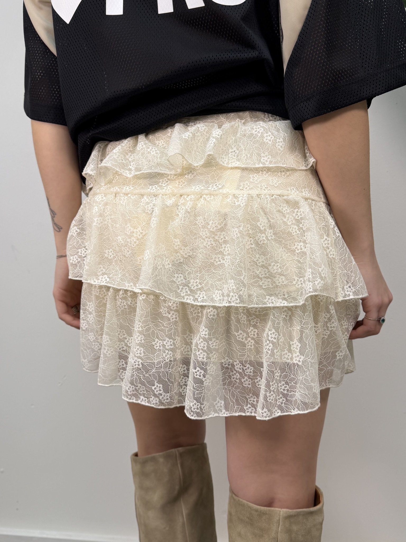 Minigonna balze trasversale VICOLO - GiuGiò | Shop online