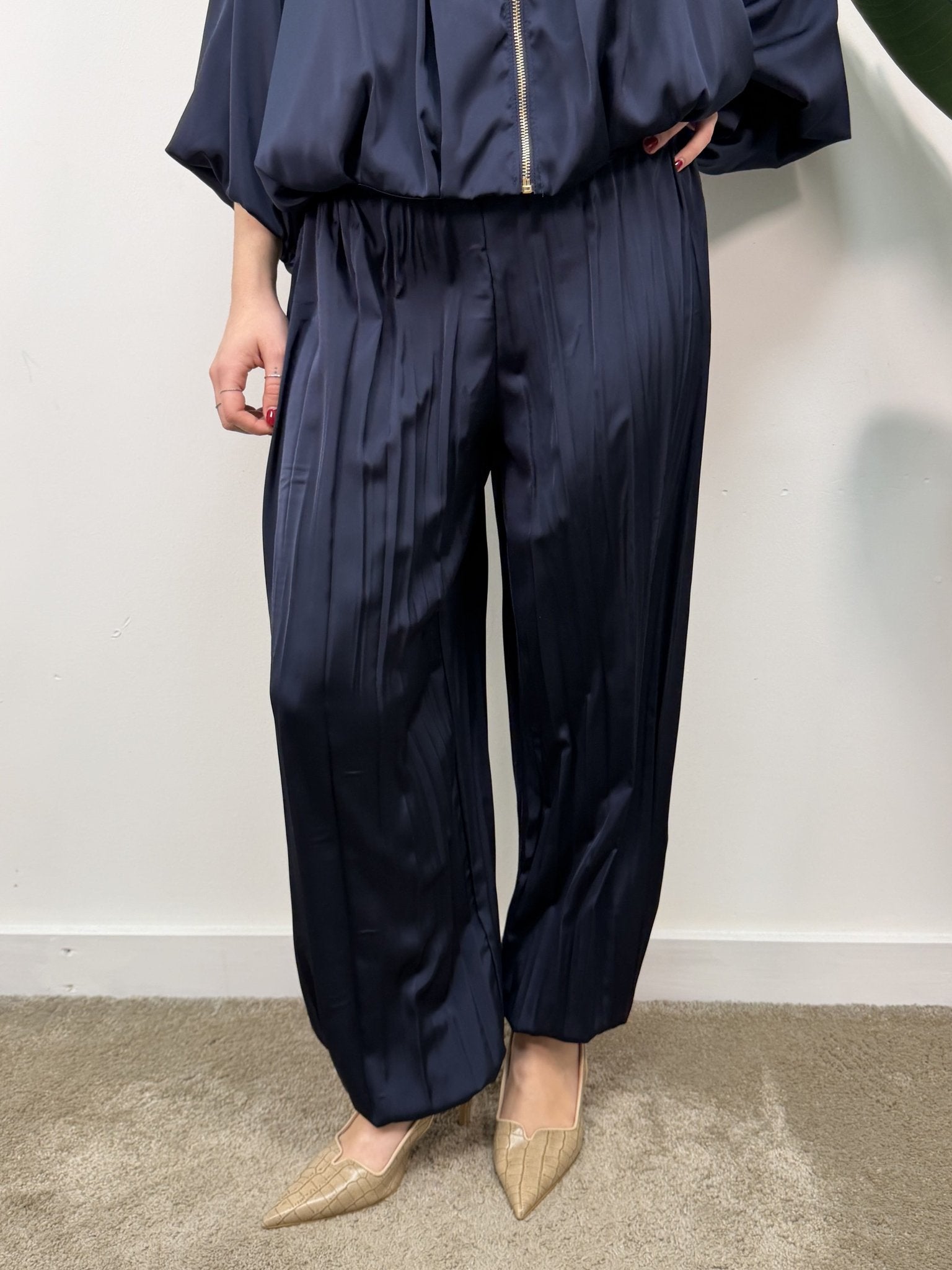 Pantalone balloon con polsino in raso lucido VICOLO - GiuGiò | Shop online