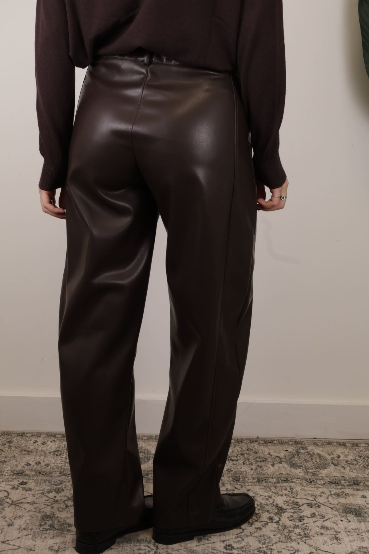 Pantalone barrel ecopelle Susy Mix - GiuGiò | Shop online