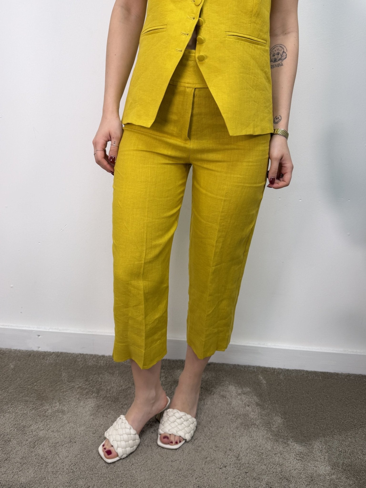 Pantalone capri 100% lino VICOLO - GiuGiò | Shop online