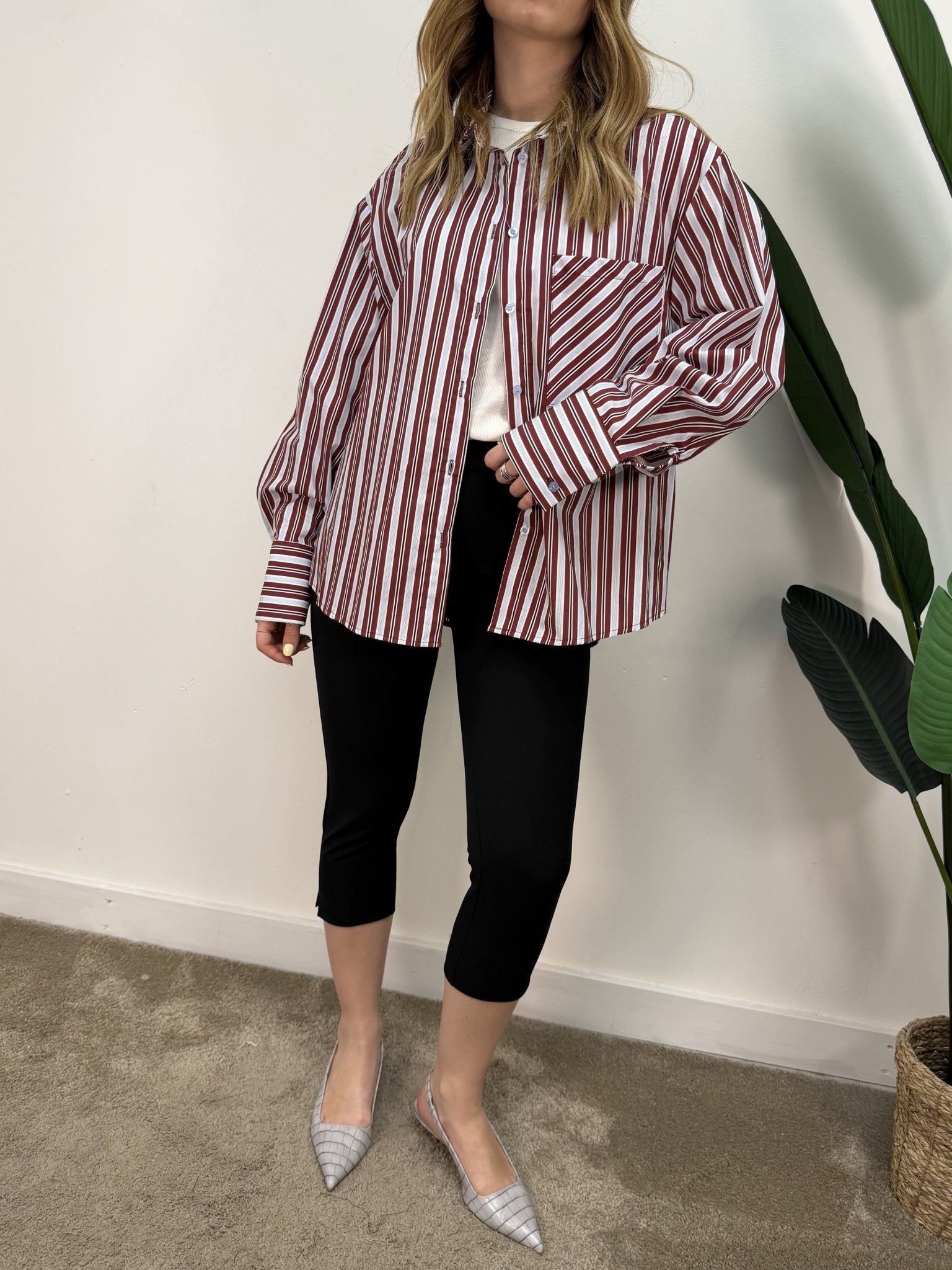 Pantalone Capri in crepe con spacchetti laterali VICOLO - GiuGiò | Shop online