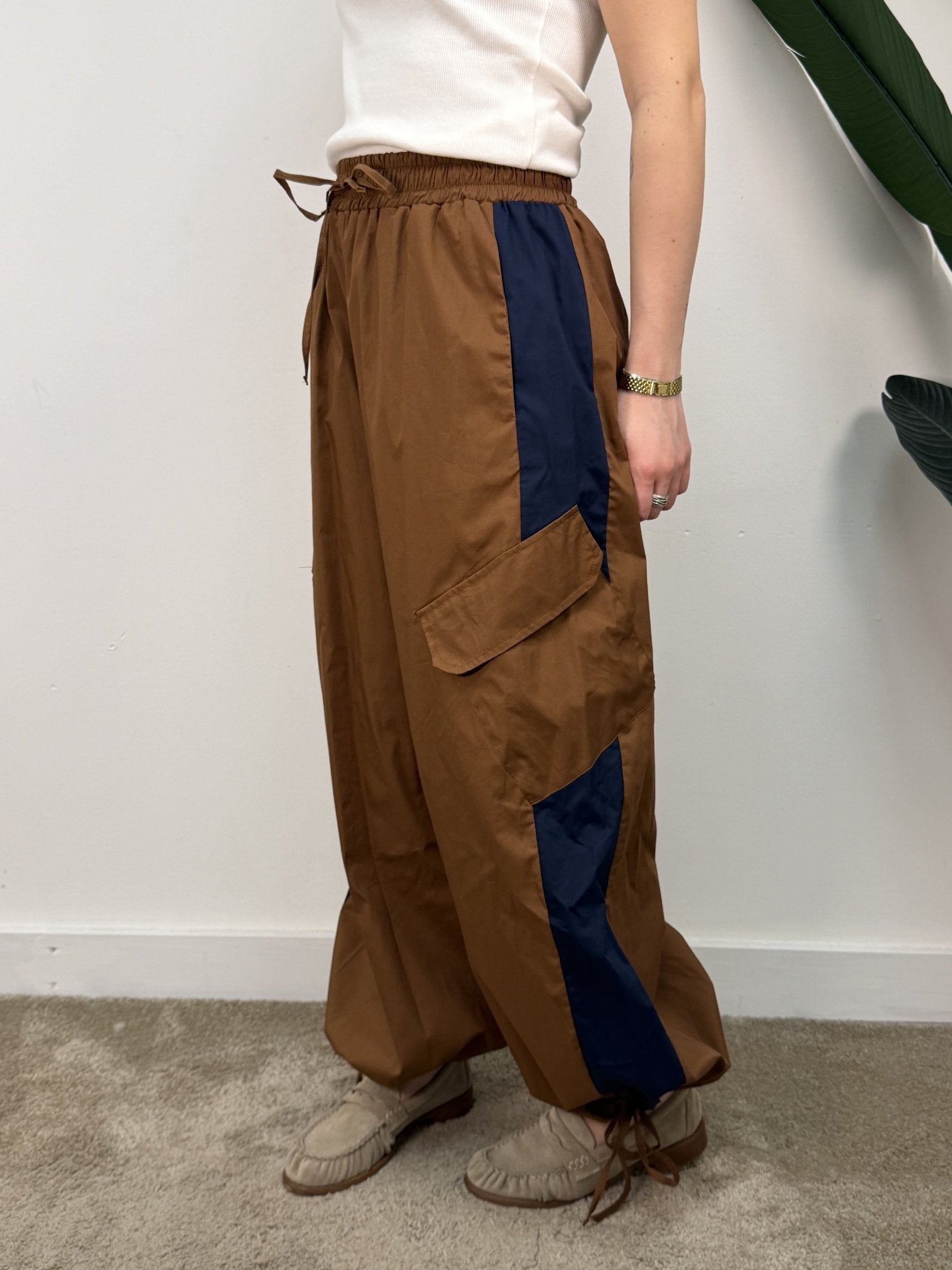 Pantalone cargo bicolor Tensione In - GiuGiò | Shop online