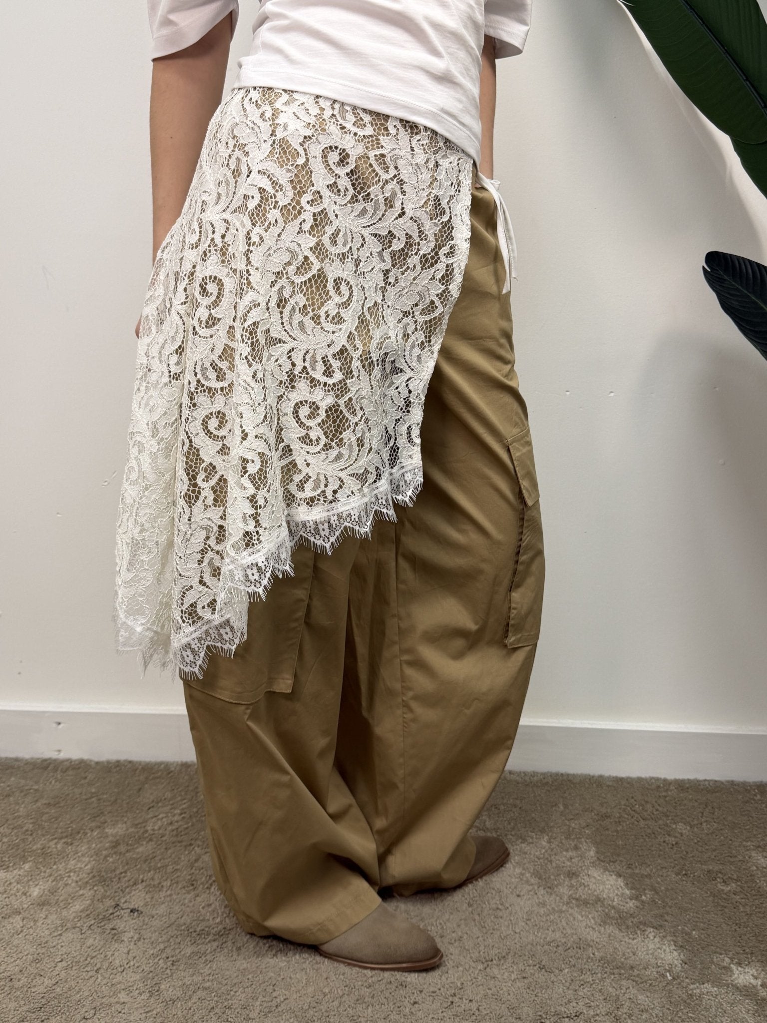 Pantalone cargo con pareo pizzo Susy Mix - GiuGiò | Shop online