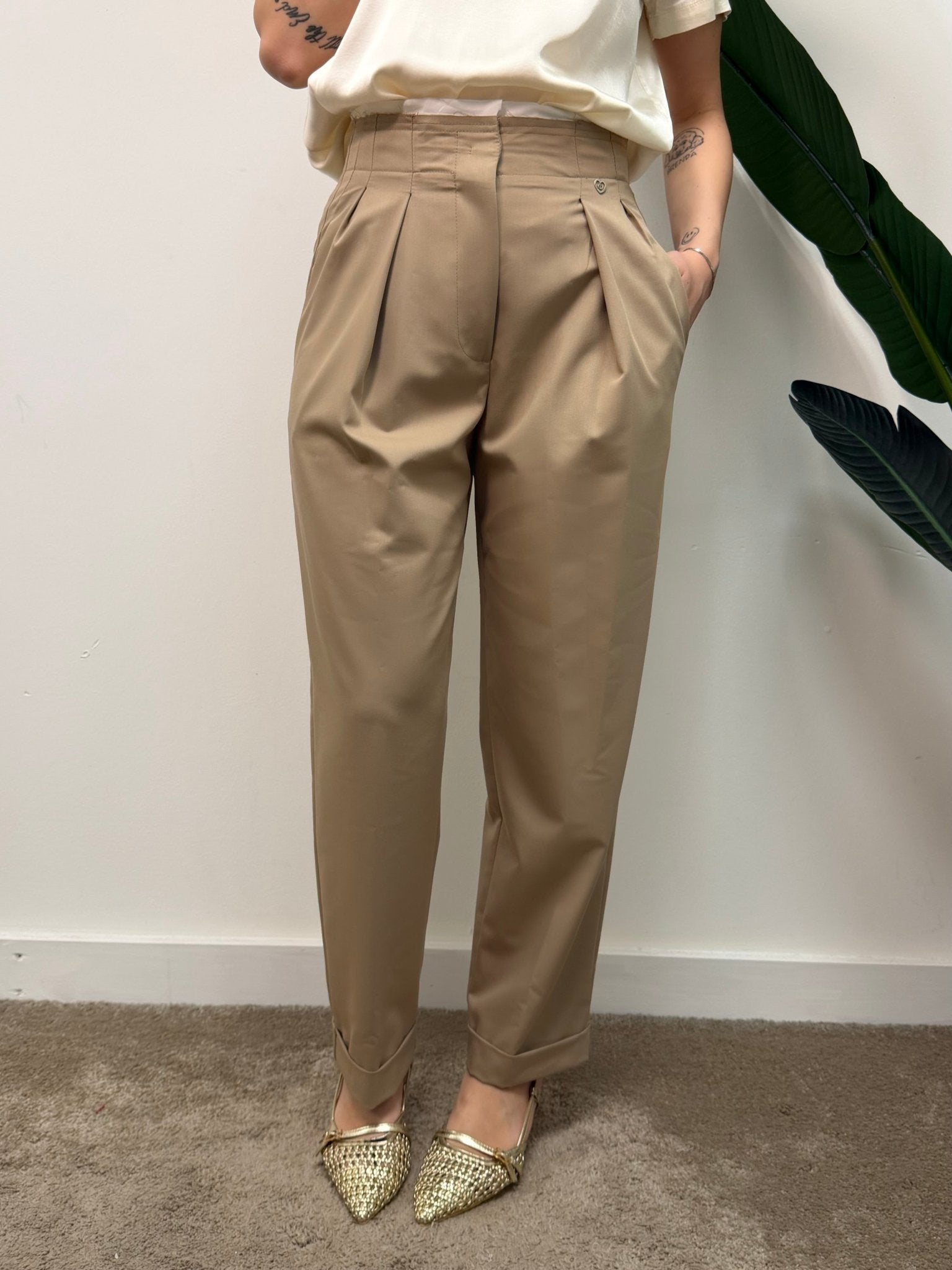 Pantalone con pinces e risvolto Please - GiuGiò | Shop online