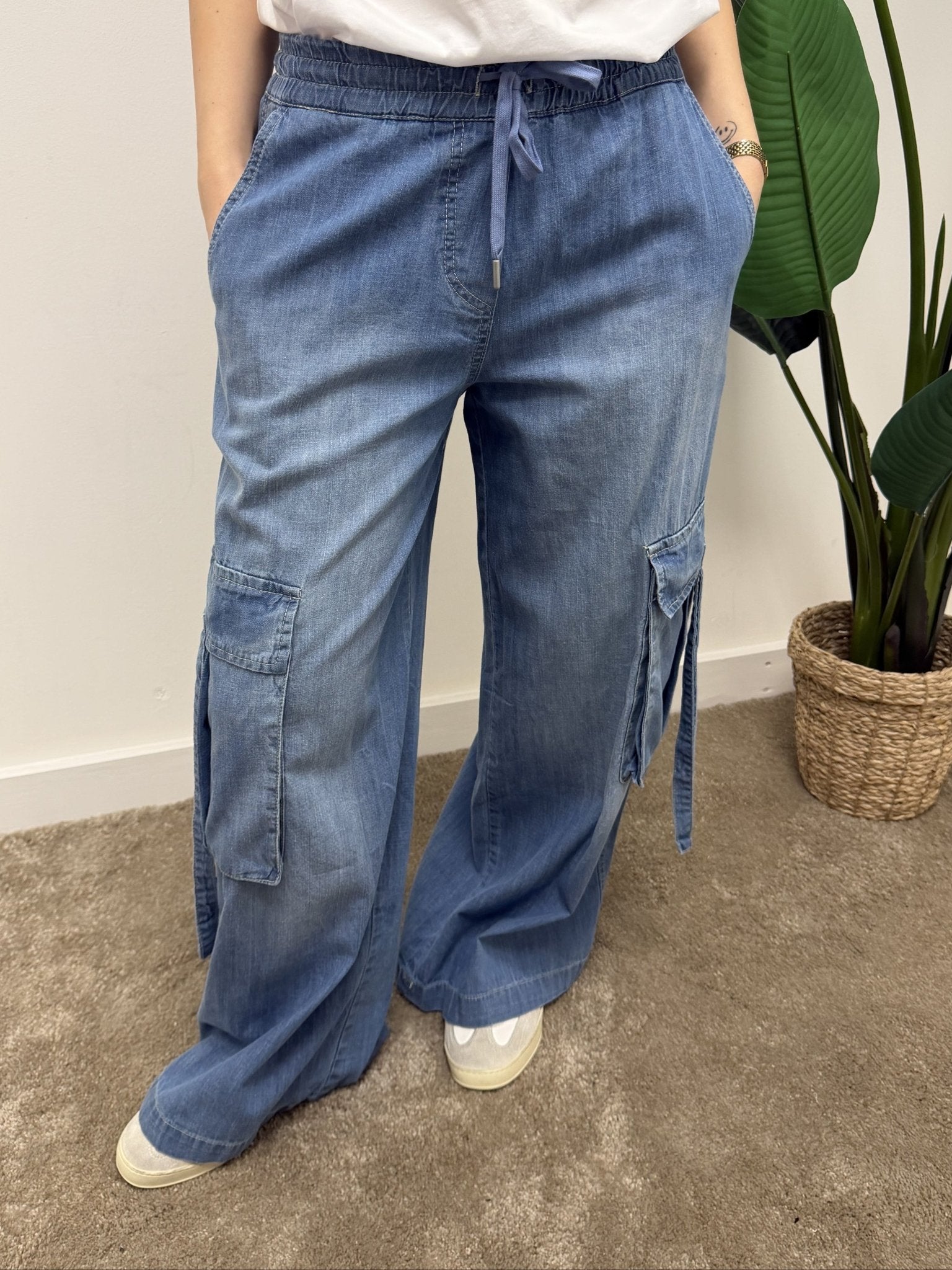 Pantalone denim cargo Tensione In - GiuGiò | Shop online