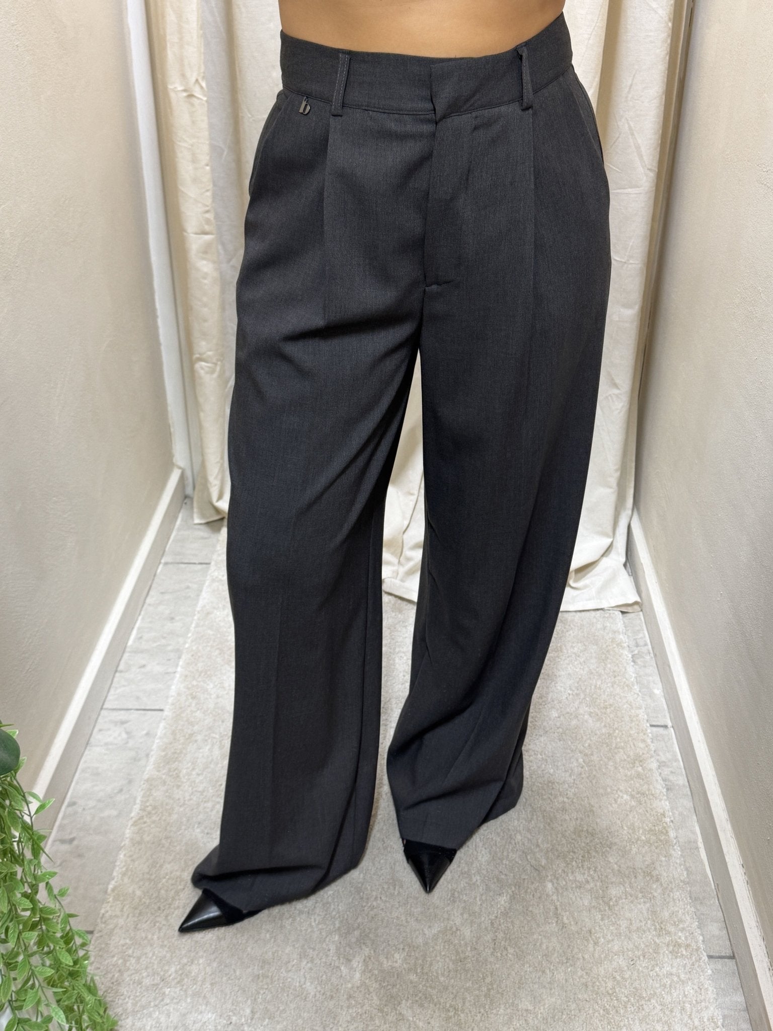 Pantalone dritto con pinces Dixie - GiuGiò | Shop online