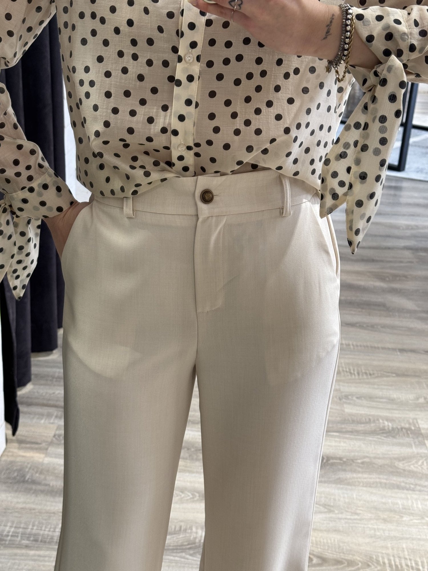 Pantalone gamba dritta con cinta Zahjr - GiuGiò | Shop online