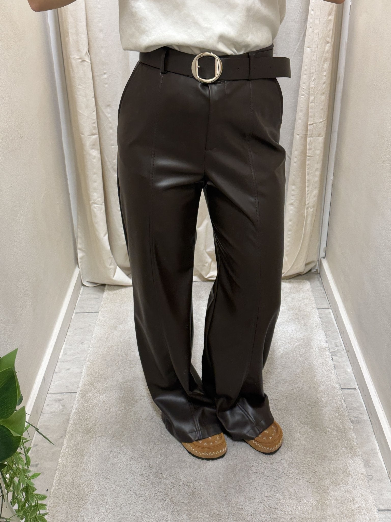 Pantalone in ecopelle gamba dritta Imperial - GiuGiò | Shop online