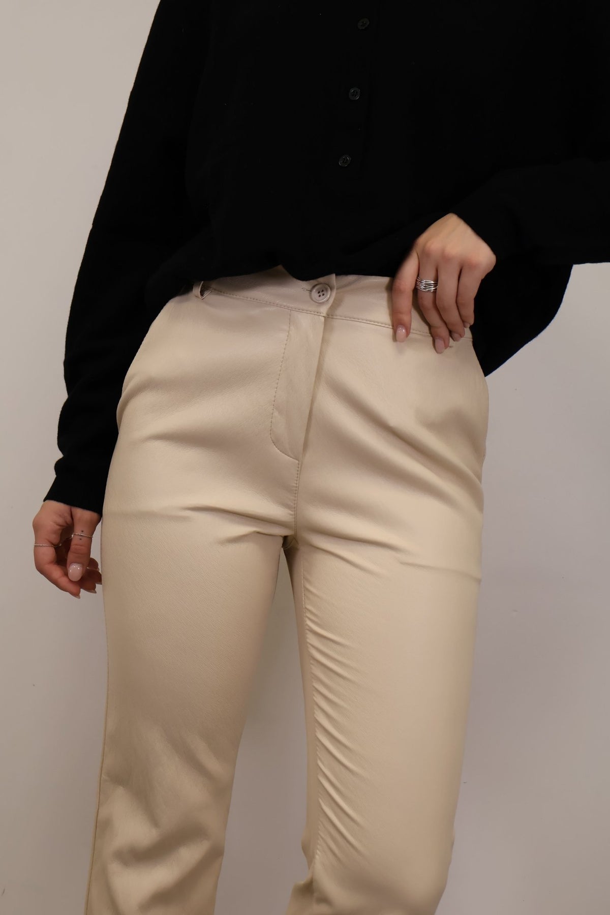 Pantalone mini flare ecopelle panna Tensione In - GiuGiò | Shop online