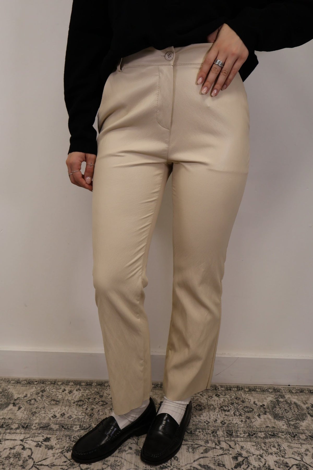 Pantalone mini flare ecopelle panna Tensione In - GiuGiò | Shop online
