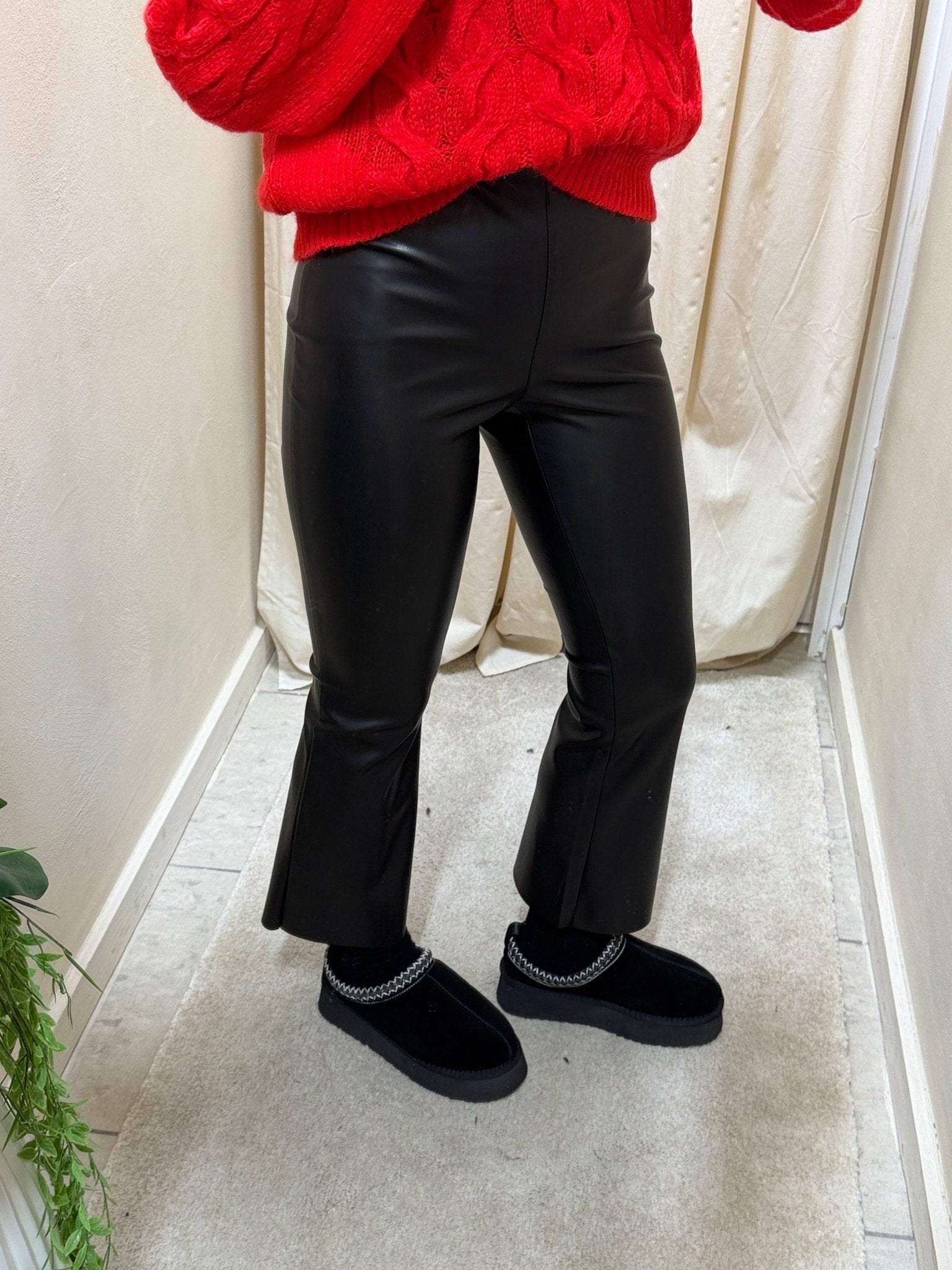 Pantalone mini flare ecopelle Tensione In - GiuGiò | Shop online