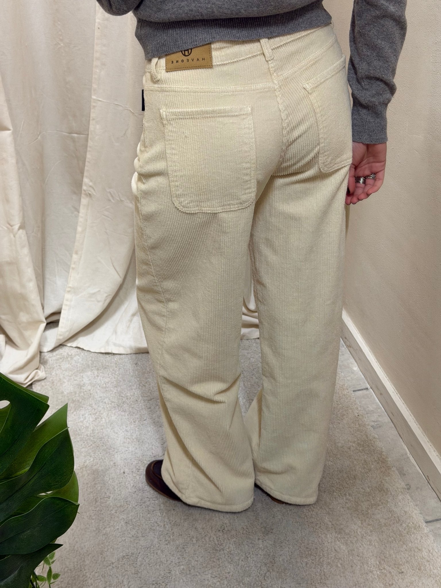 Pantalone mod. Bella in velluto rocciatore burro HaveOne - GiuGiò | Shop online