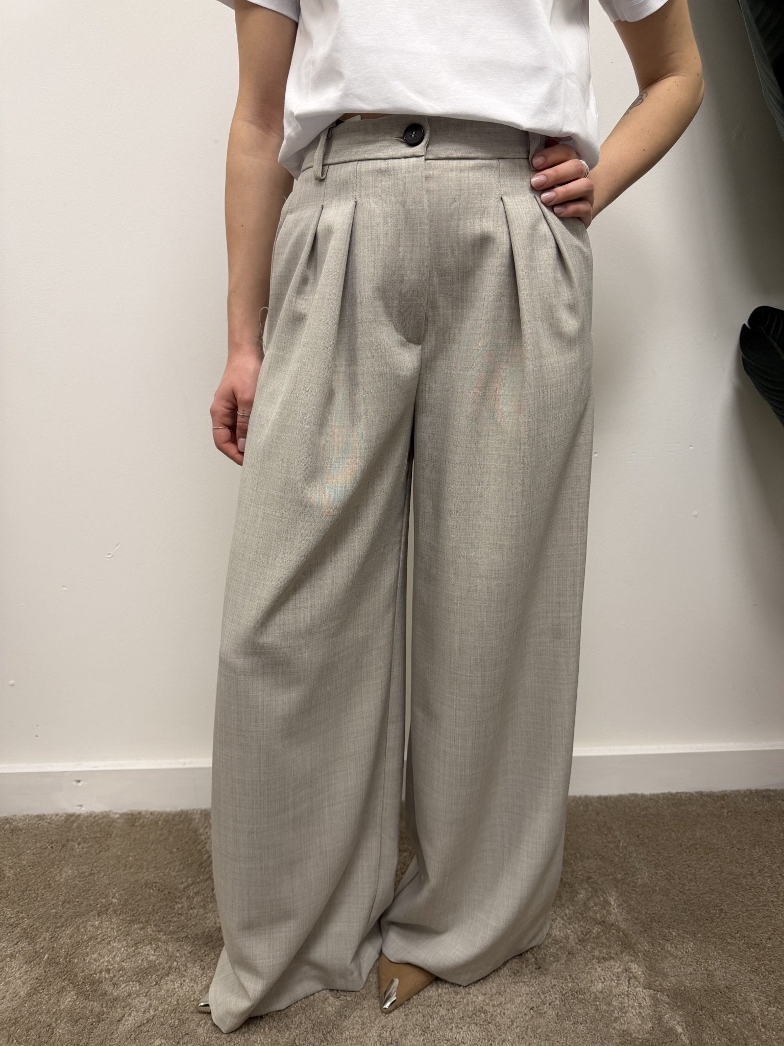 Pantalone palazzo con pinces VICOLO - GiuGiò | Shop online