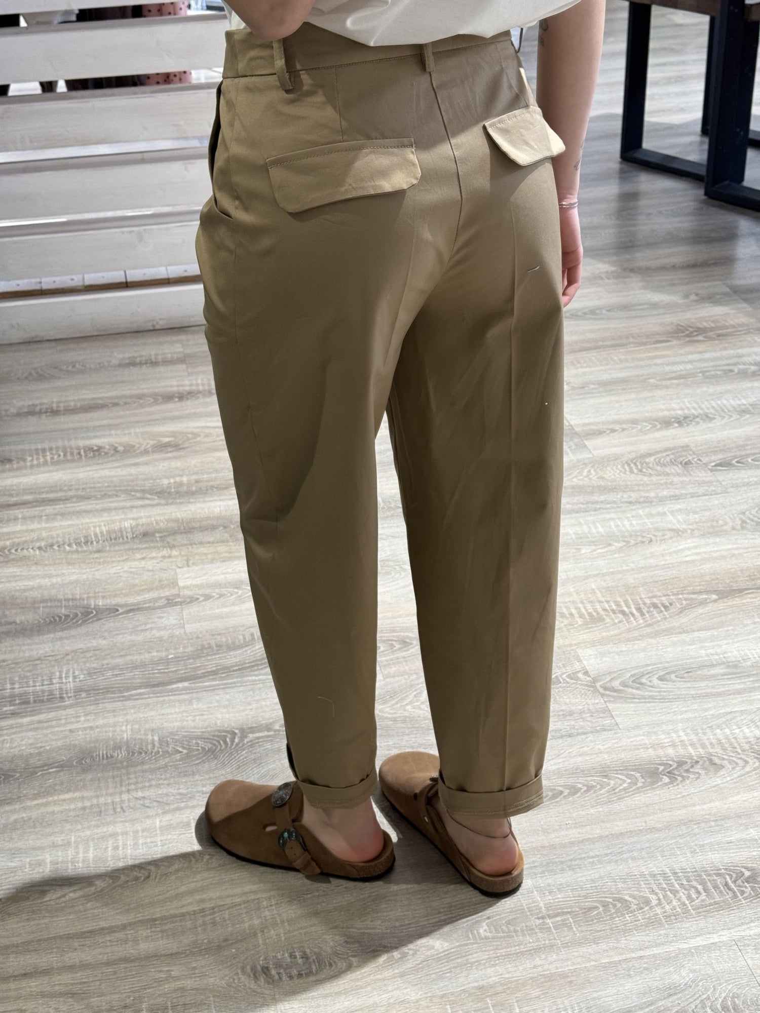 Pantalone sigaretta con pattine in cotone popeline Susy Mix - GiuGiò | Shop online