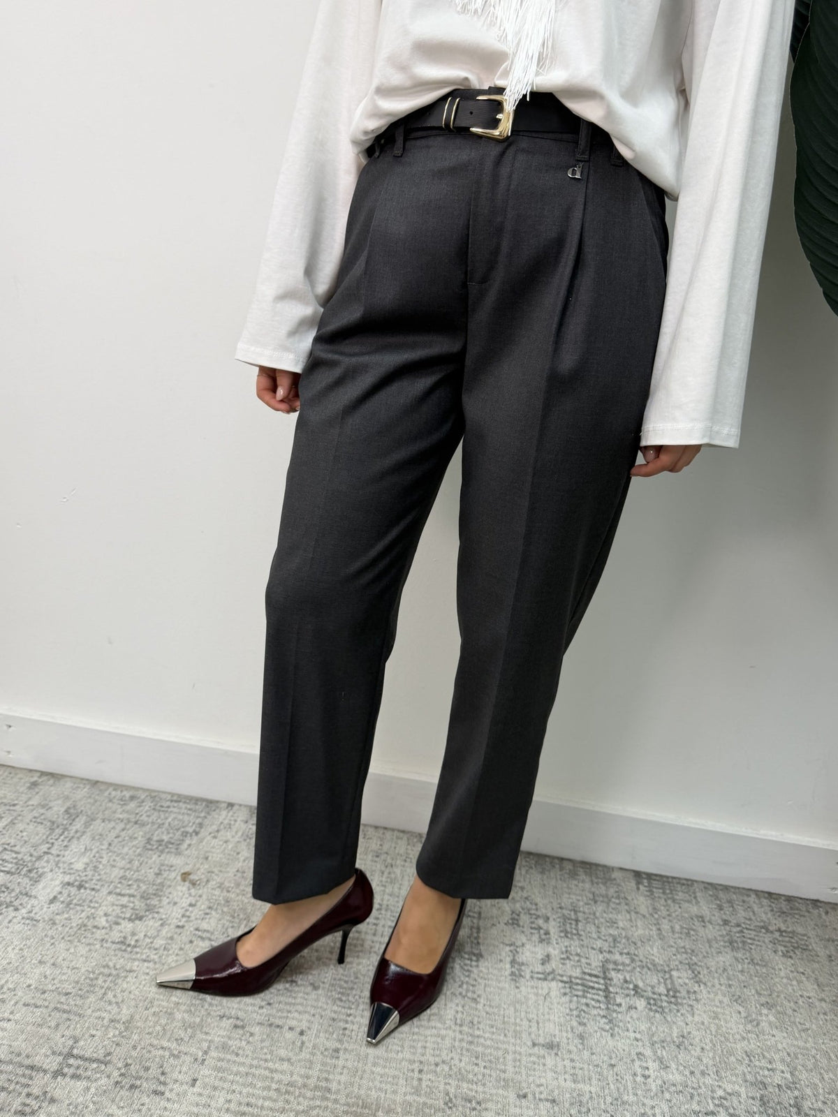 Pantalone sigaretta con pinces Dixie - GiuGiò | Shop online