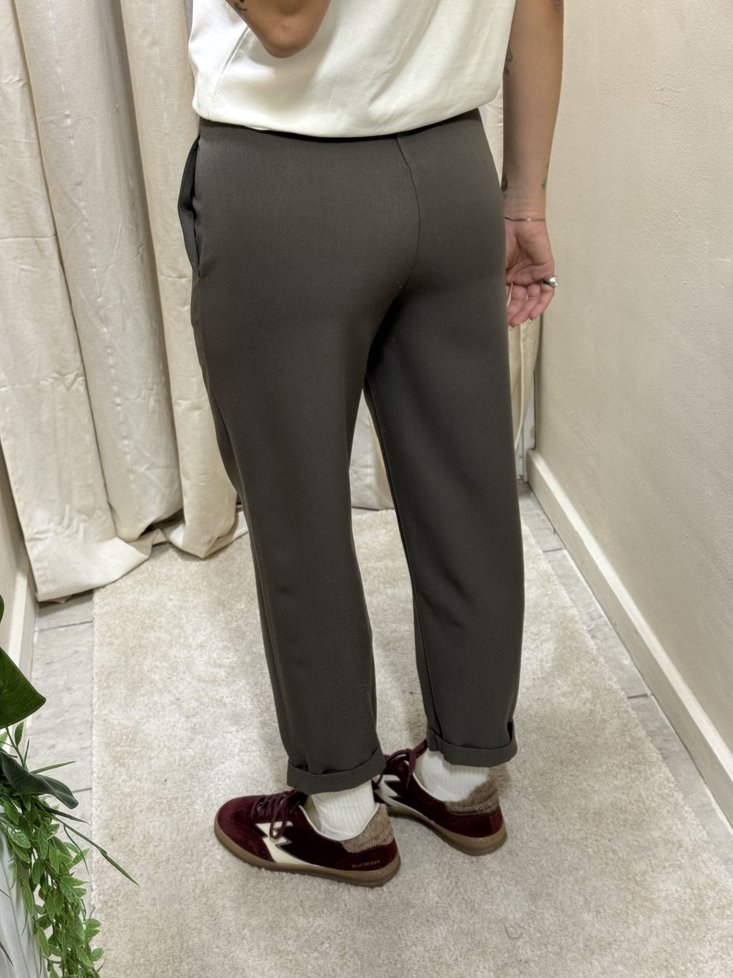 Pantalone sigaretta con risvolto Susy Mix - GiuGiò | Shop online