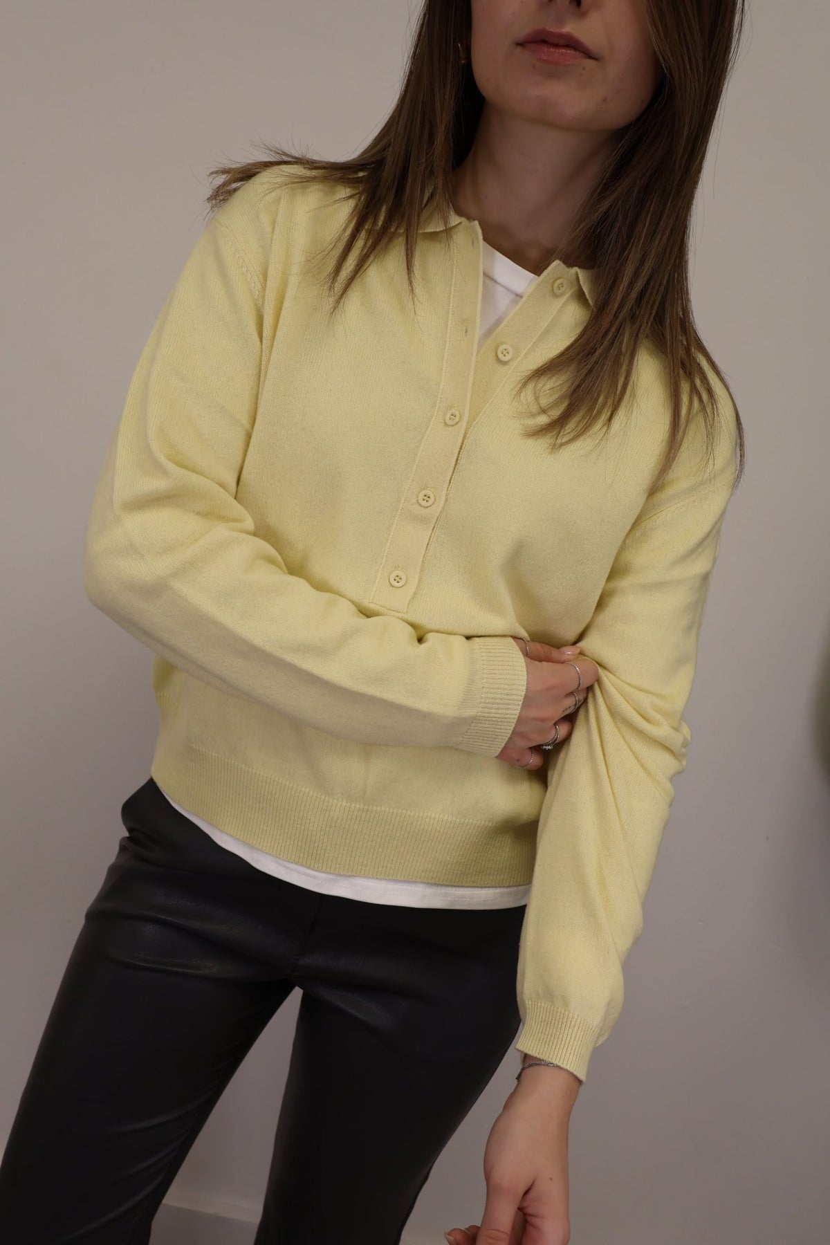 Polo in maglia 5 bottoni 100% lana giallo Tensione In - GiuGiò | Shop online