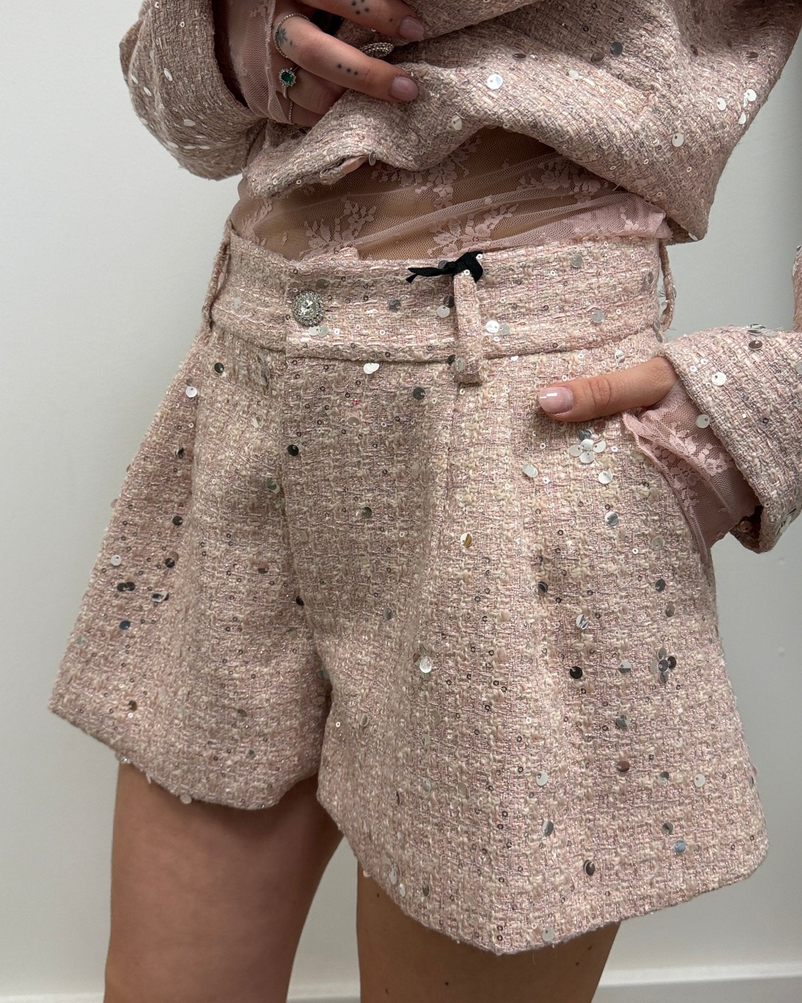 Short farfalla bottone gioiello e paillettes VICOLO - GiuGiò | Shop online