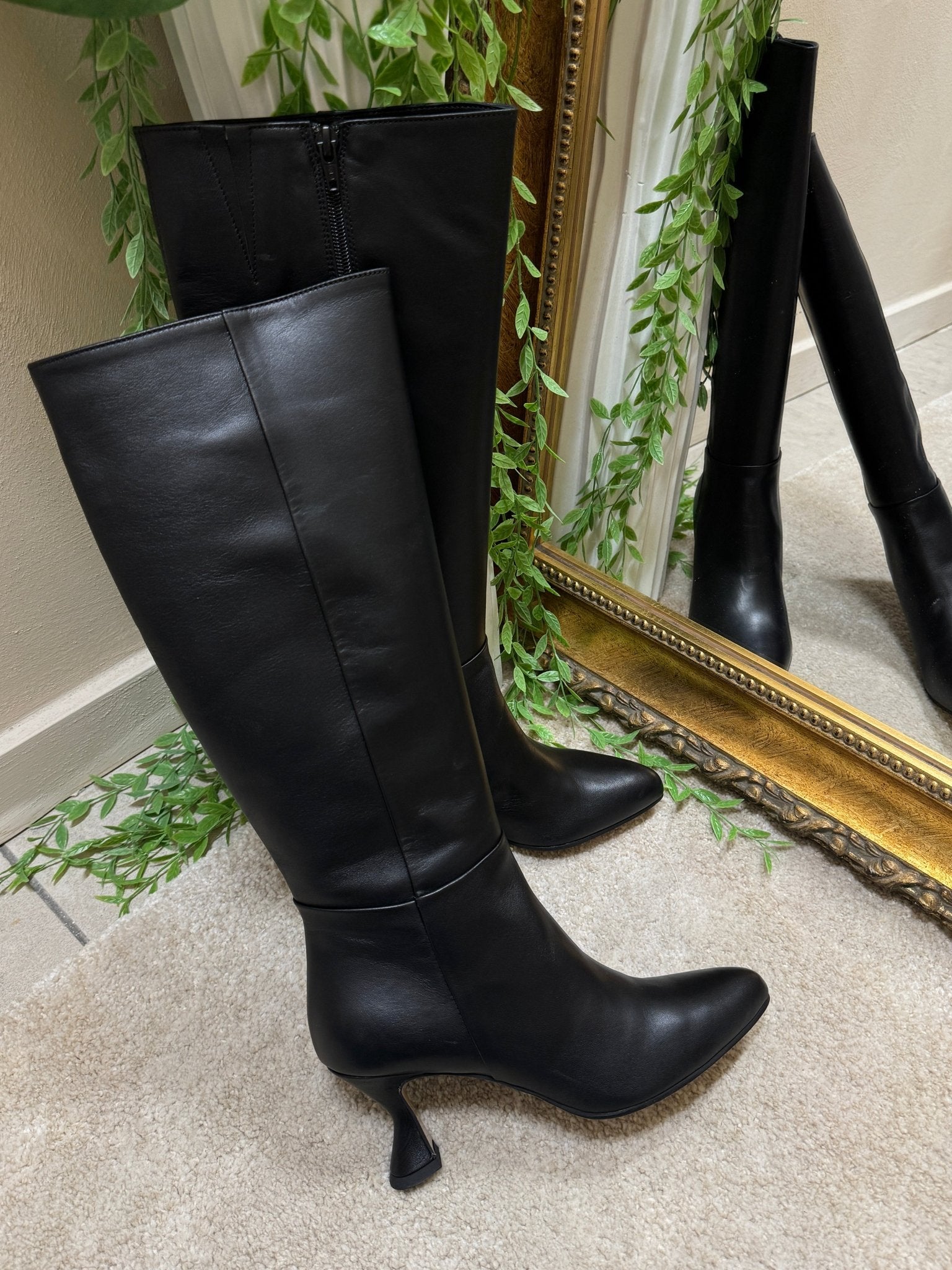 Stivale alto in pelle Noa - GiuGiò | Shop online