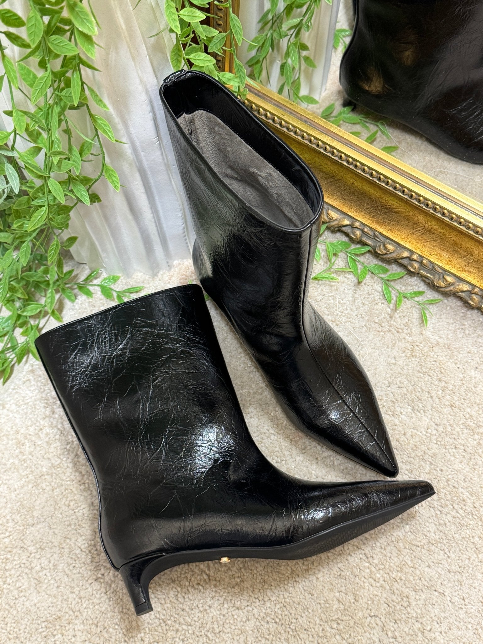 Stivaletto effetto naplack tacco kitten TFH - GiuGiò | Shop online