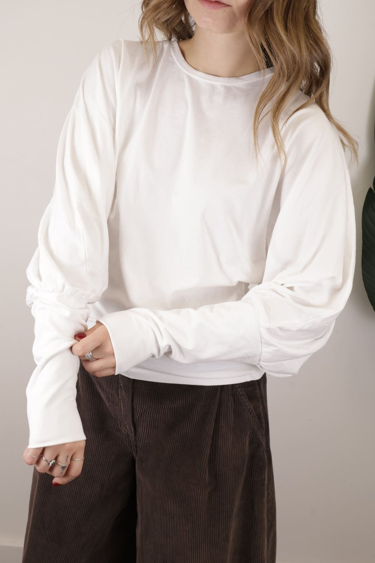 T-shirt avvitata con maniche a pipistrello Tensione In - GiuGiò | Shop online