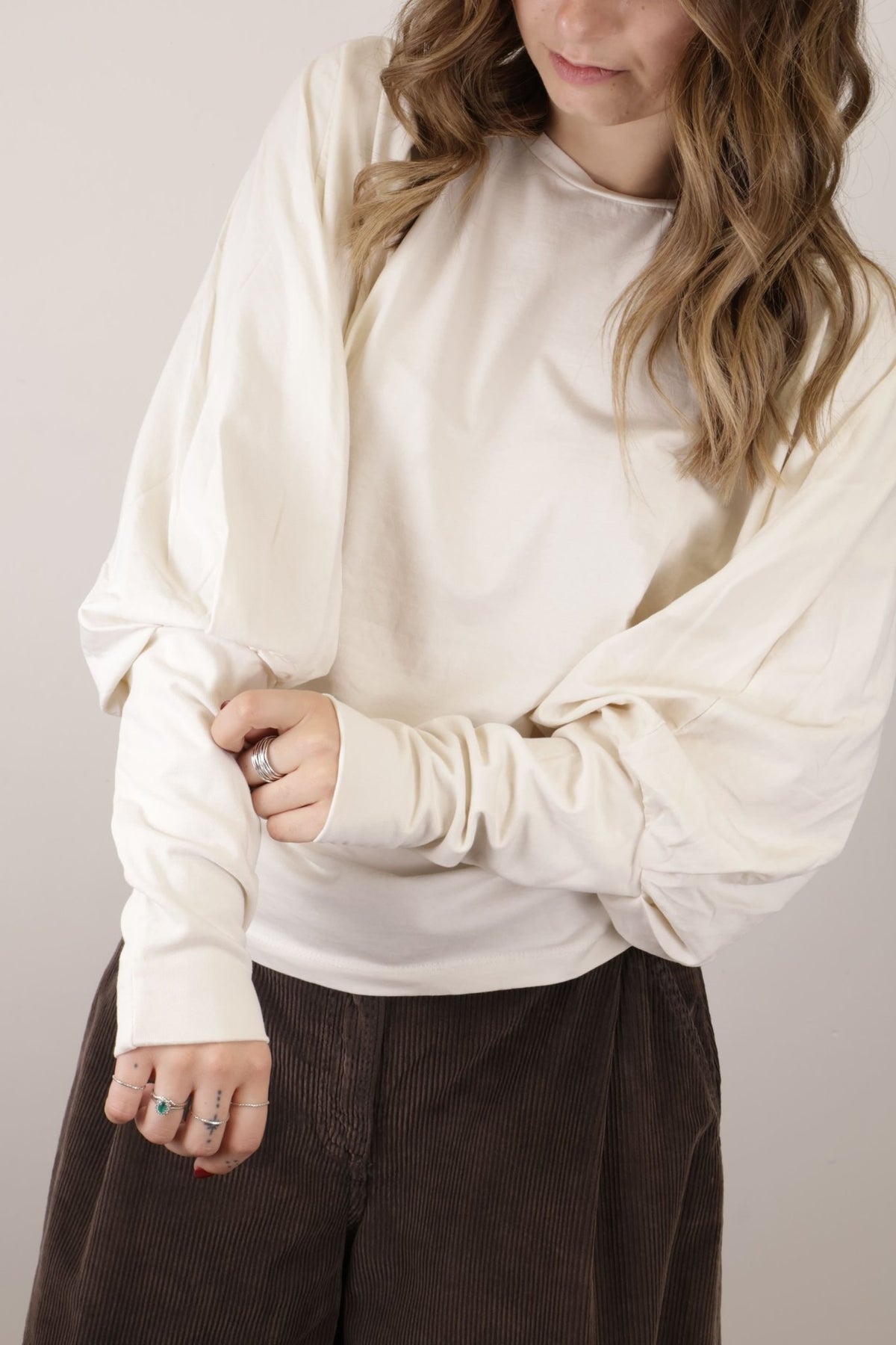 T-shirt avvitata con maniche a pipistrello Tensione In - GiuGiò | Shop online